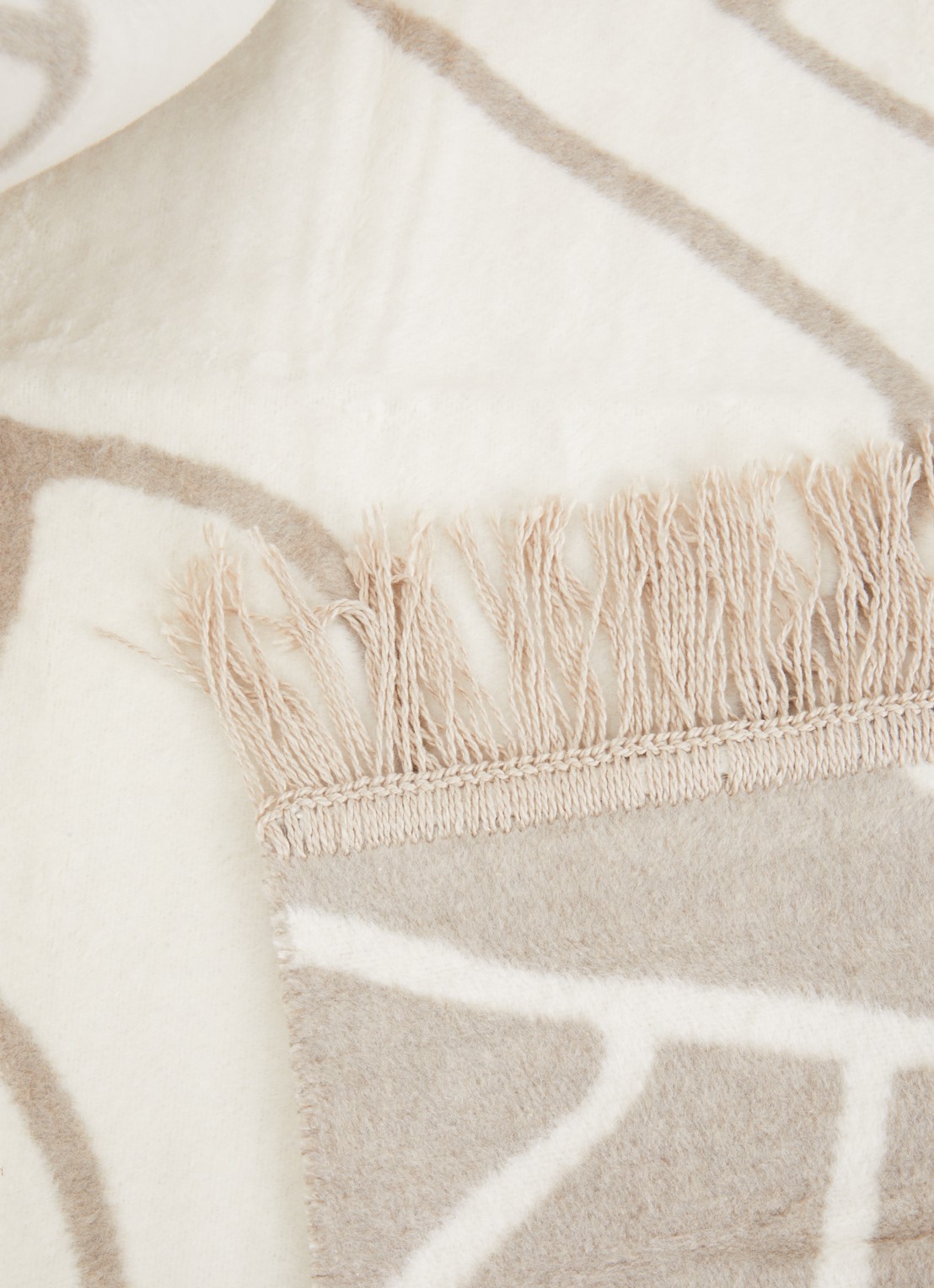 Claudi Lineas plaid 150 x 200 cm - detail 3 lichtgrijs