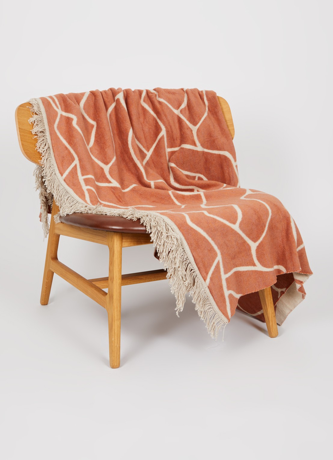 Claudi Lineast plaid 150 x 200 cm - voorkant 3 roestbruin