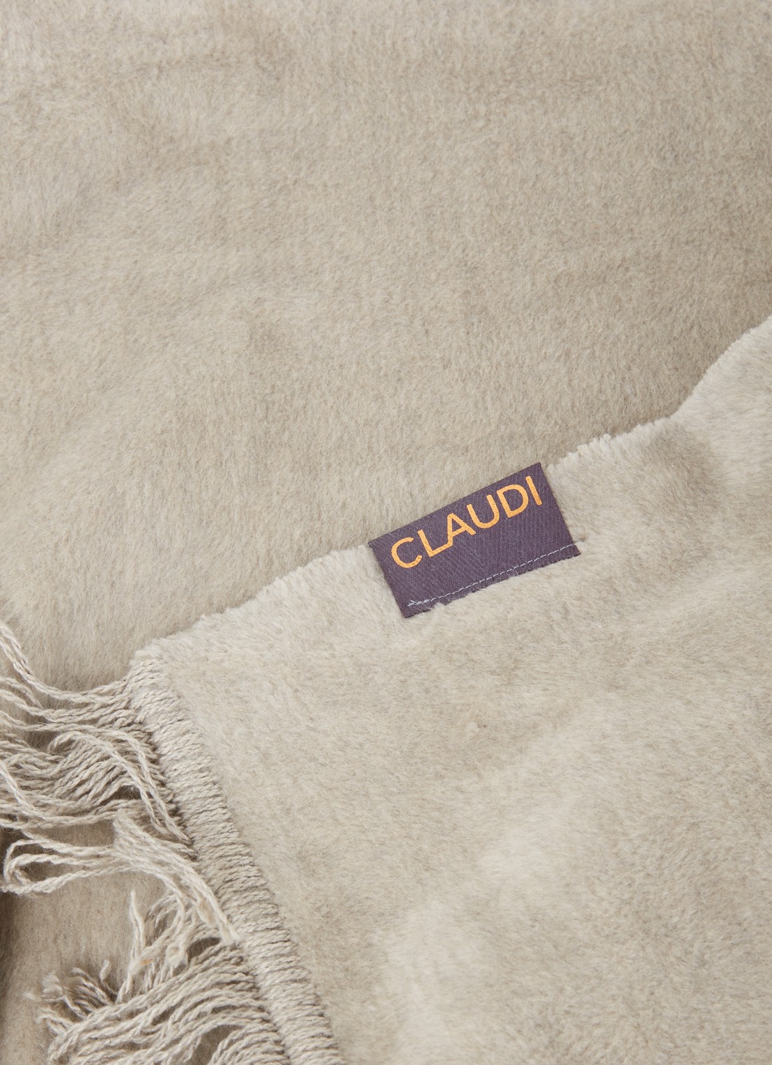 Claudi Paulos plaid van katoenblend 150 x 200 cm - detail 3 lichtgrijs