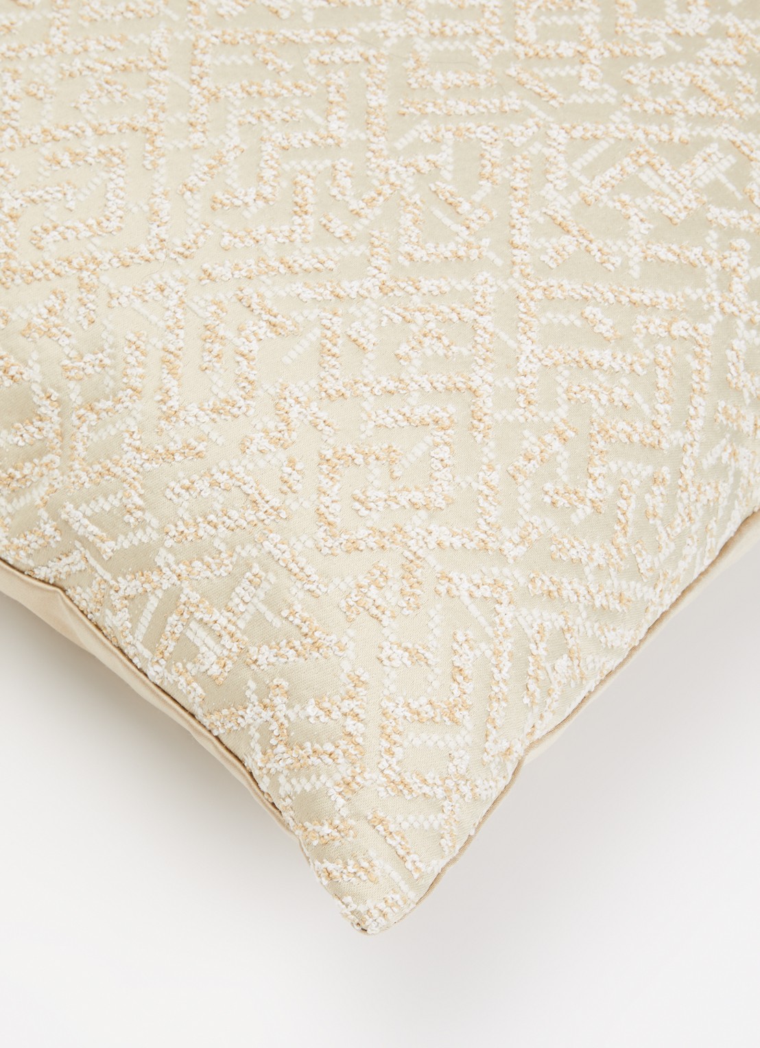 Claudi Tradu sierkussen 45 x 45 cm - detail 4 beige