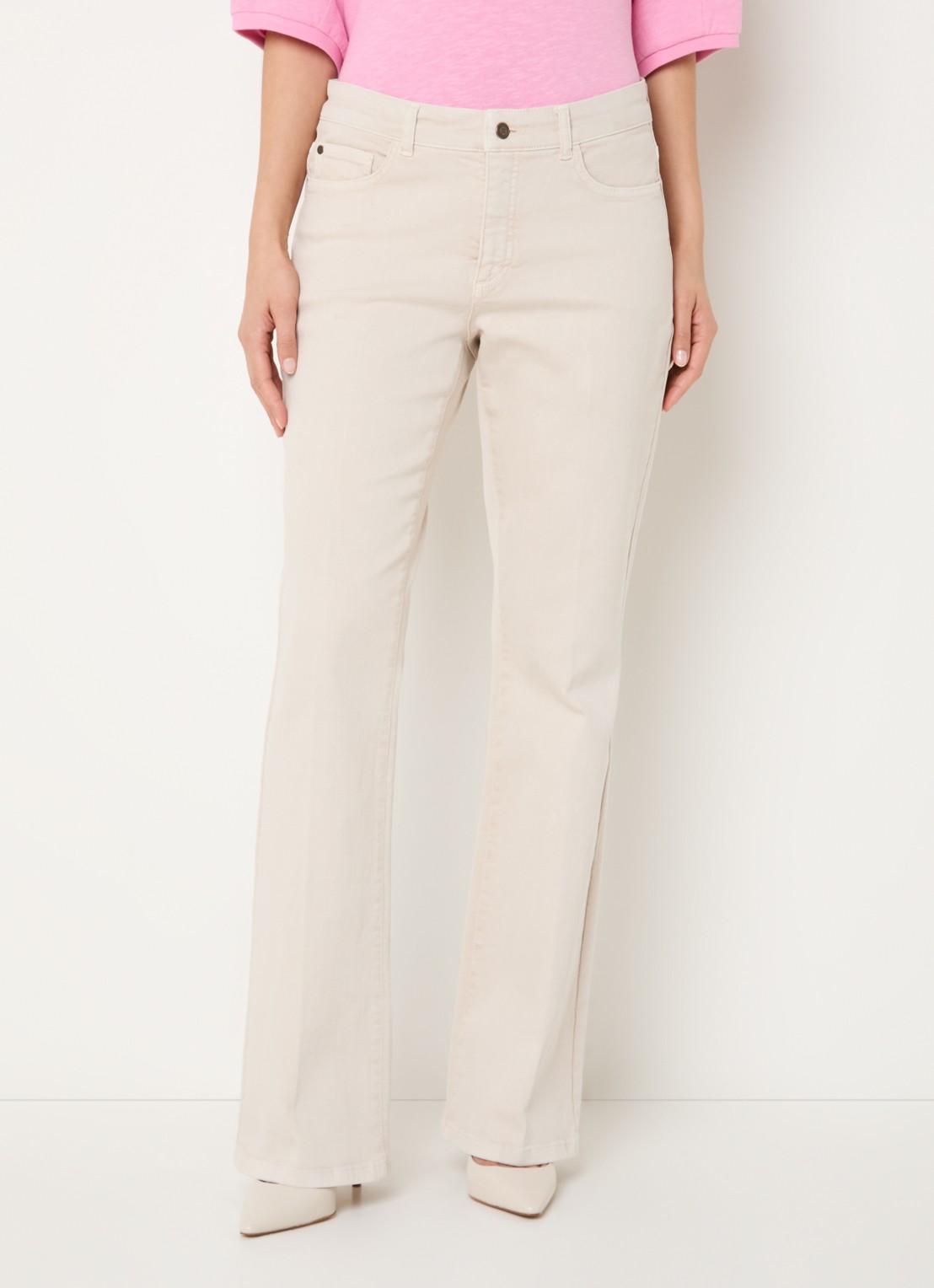 Claudia Sträter Fleur low waist straight leg jeans met gekleurde wassing - detail 3 beige