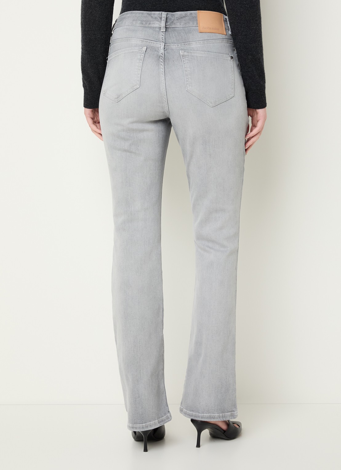 Claudia Sträter High waist flared jeans met gekleurde wassing - achterkant 3 lichtgrijs
