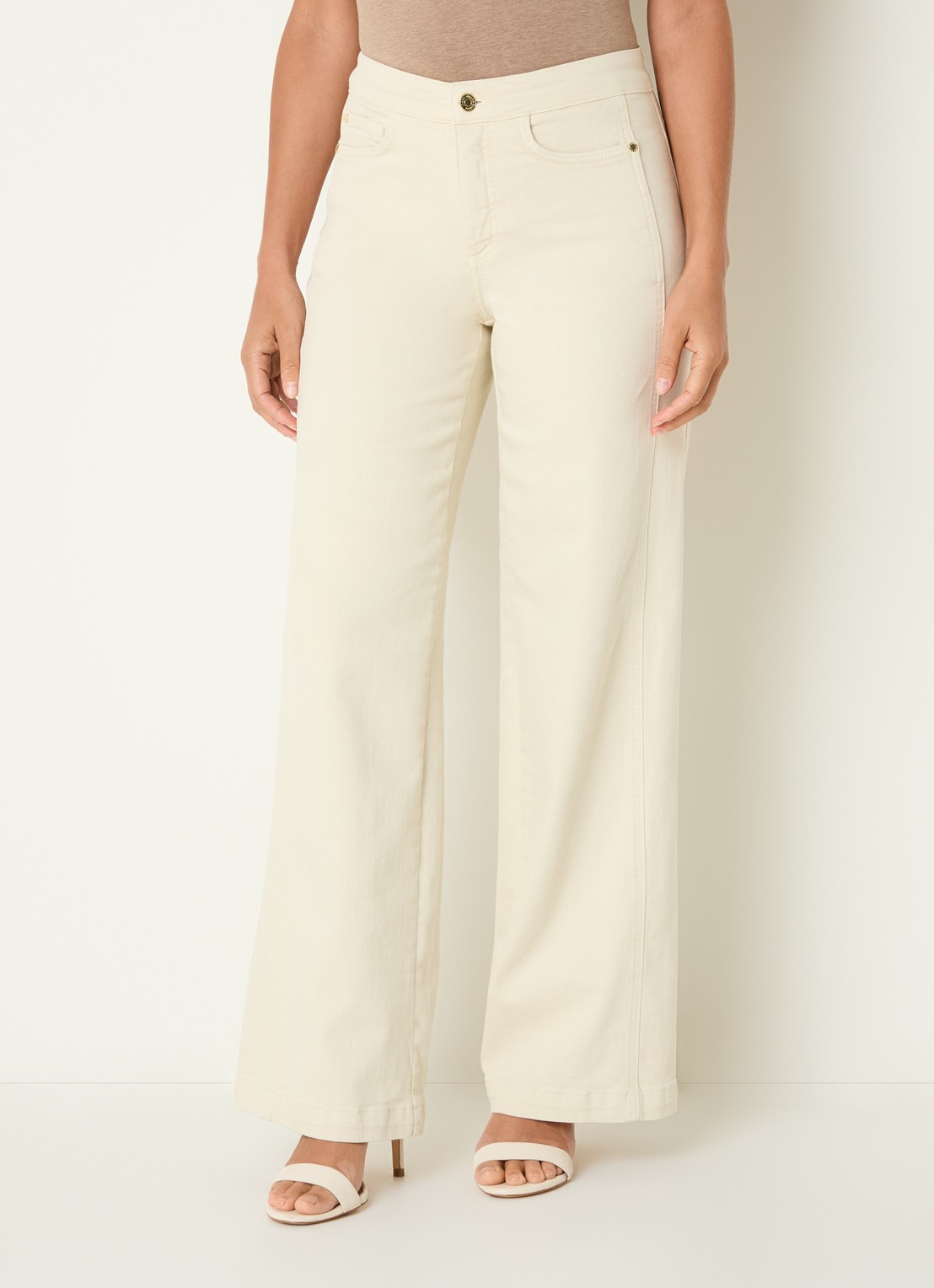 Claudia Sträter High waist straight leg jeans met gekleurde wassing - detail creme