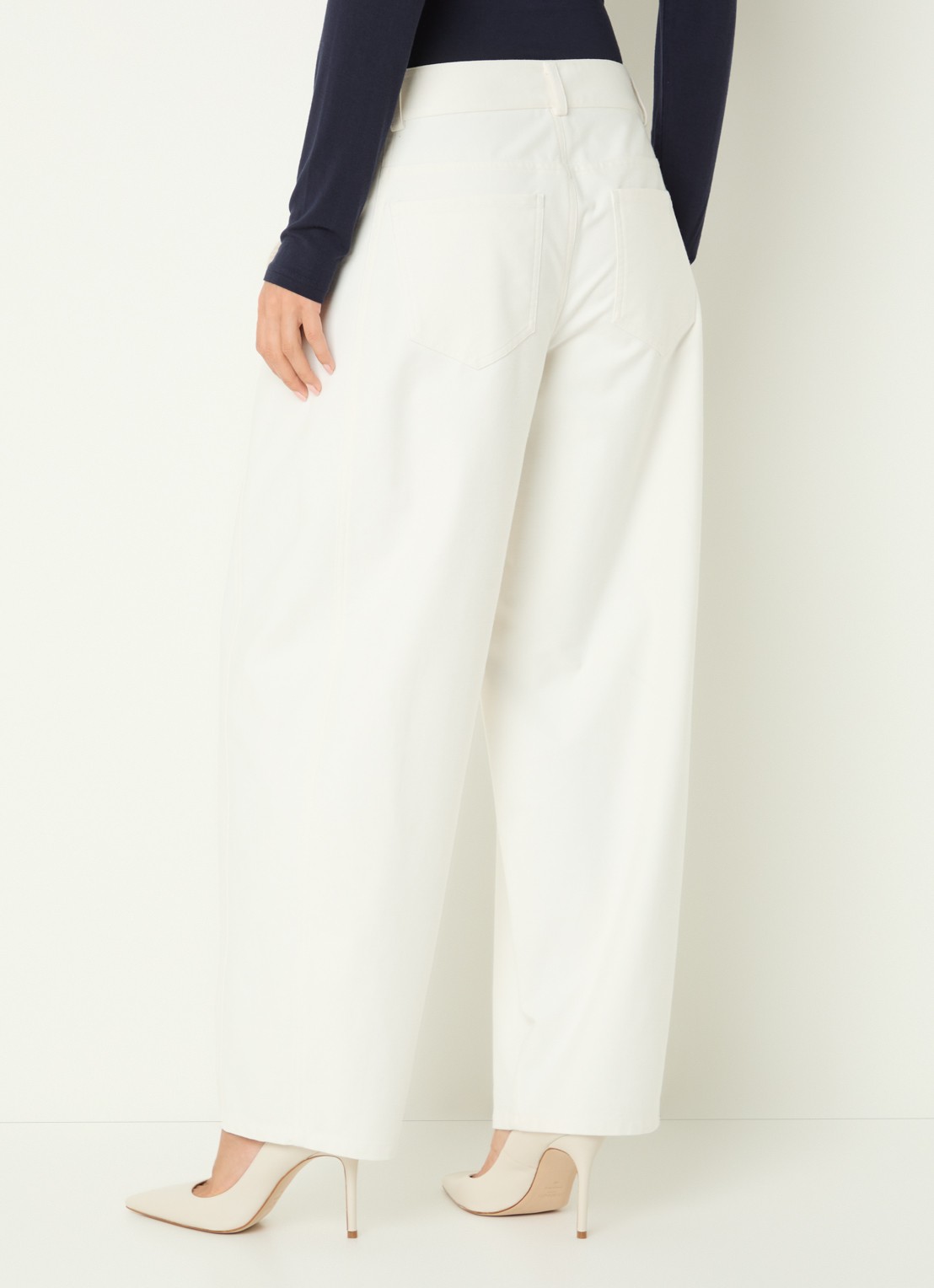 Claudia Sträter High waist tapered fit broek met steekzakken - achterkant 4 gebroken wit