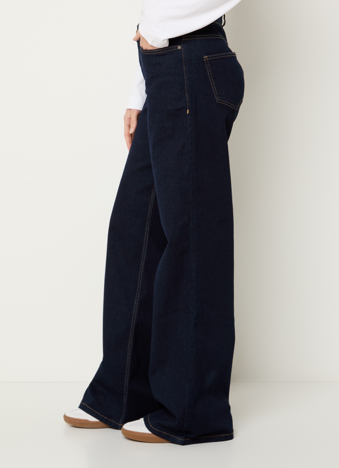 Claudia Sträter High waist wide leg jeans met donkere wassing - detail 3 indigo