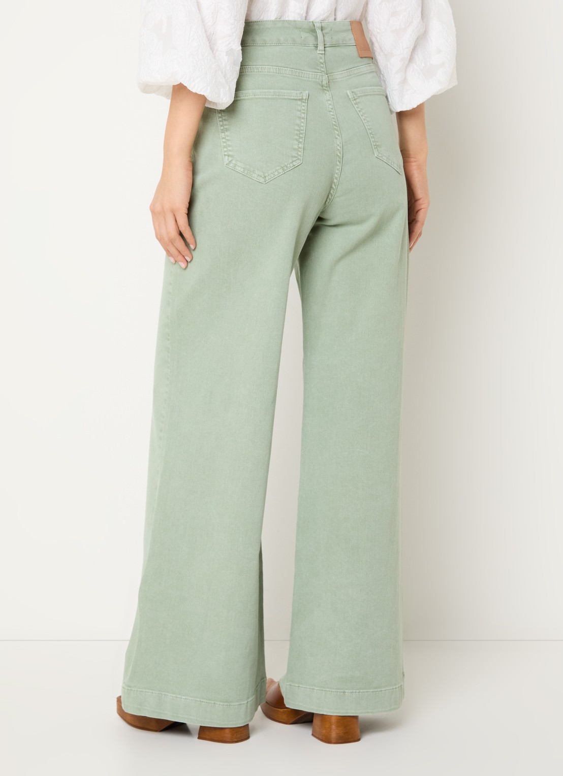 Claudia Sträter High waist wide leg jeans met steekzakken - achterkant 5 lindegroen