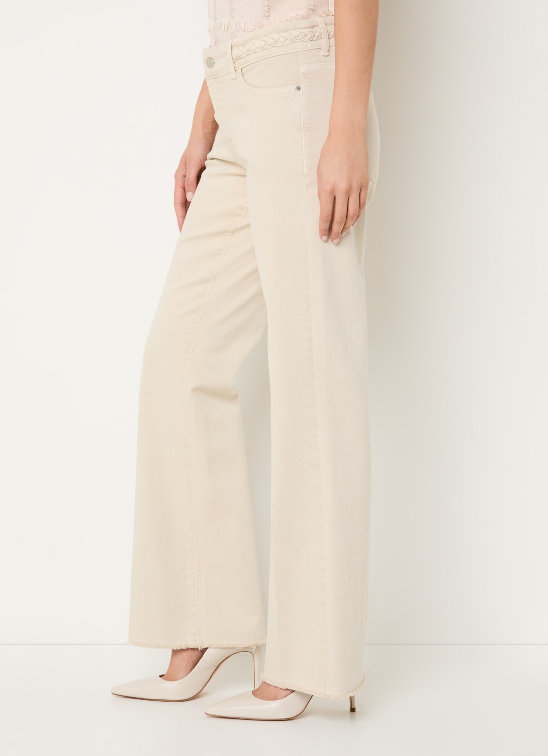 Claudia Sträter Low waist straight leg jeans met gekleurde wassing - detail 3 beige