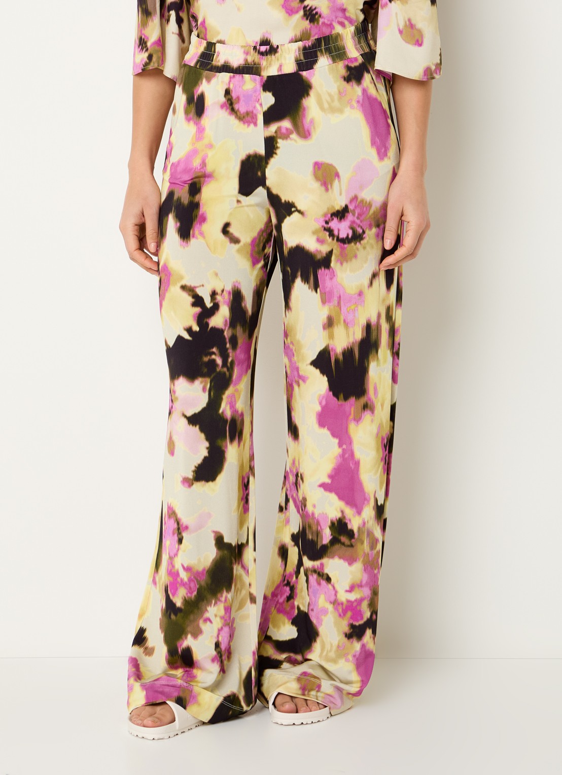Claudia Sträter Mid waist loose fit pantalon met print - detail 4 lichtgeel