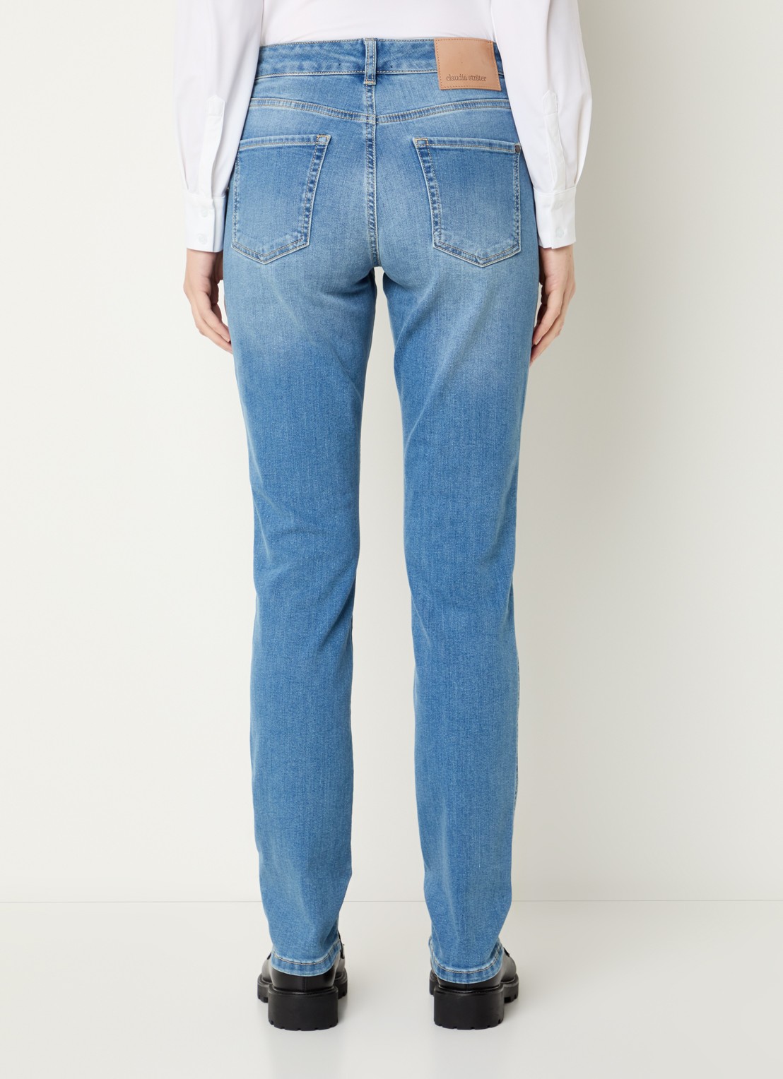 Claudia Sträter Mid waist slim fit jeans met medium wassing - achterkant 5 indigo