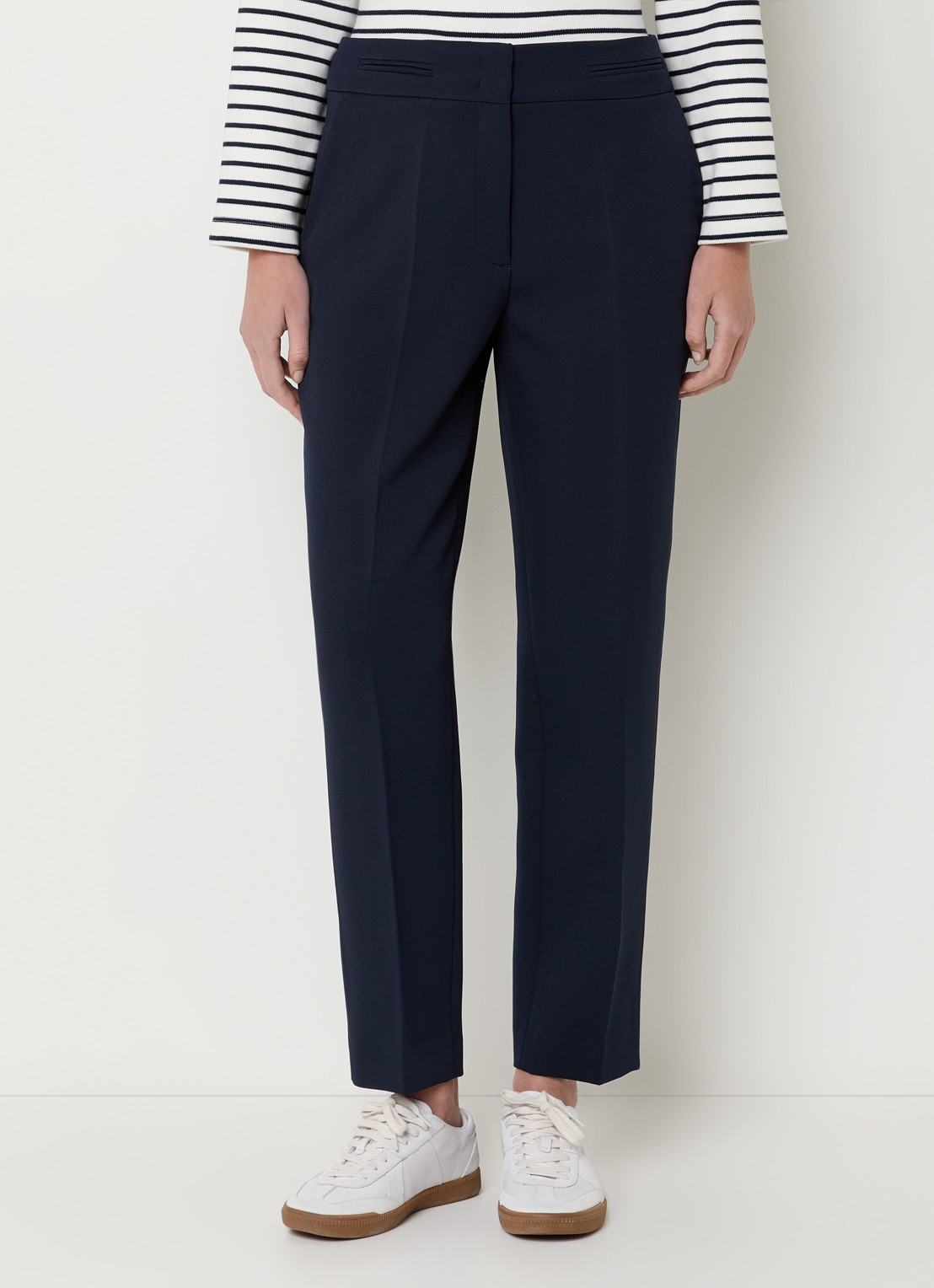 Claudia Sträter Mid waist straight fit pantalon met steekzakken - detail donkerblauw