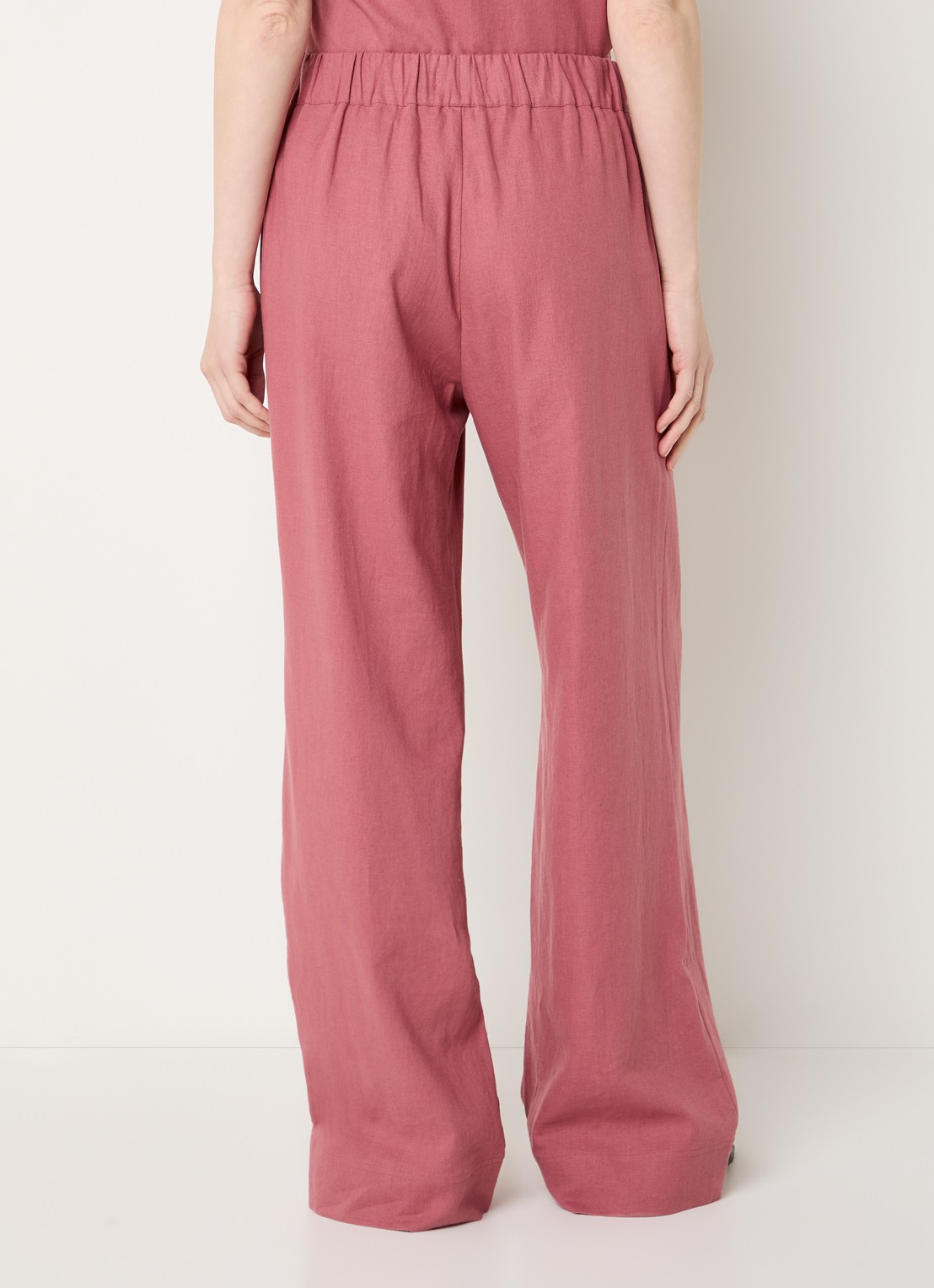 Claudia Sträter Mid waist wide fit broek met steekzakken - achterkant oudroze