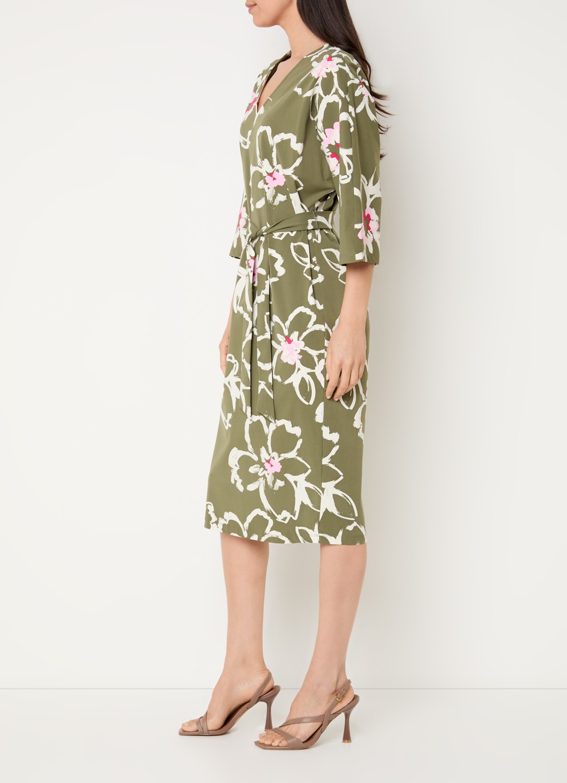 Claudia Sträter Midi jurk met bloemenprint en ceintuur - voorkant 2 groen