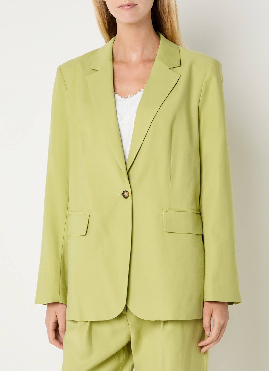 Claudia Sträter Oversized blazer met klepzakken - detail lichtgroen