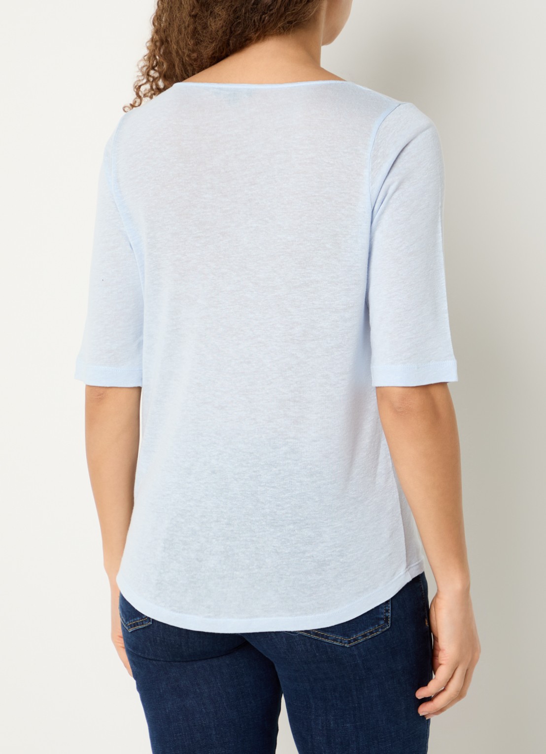 Claudia Sträter T-shirt in linnenblend met V-hals - achterkant lichtblauw