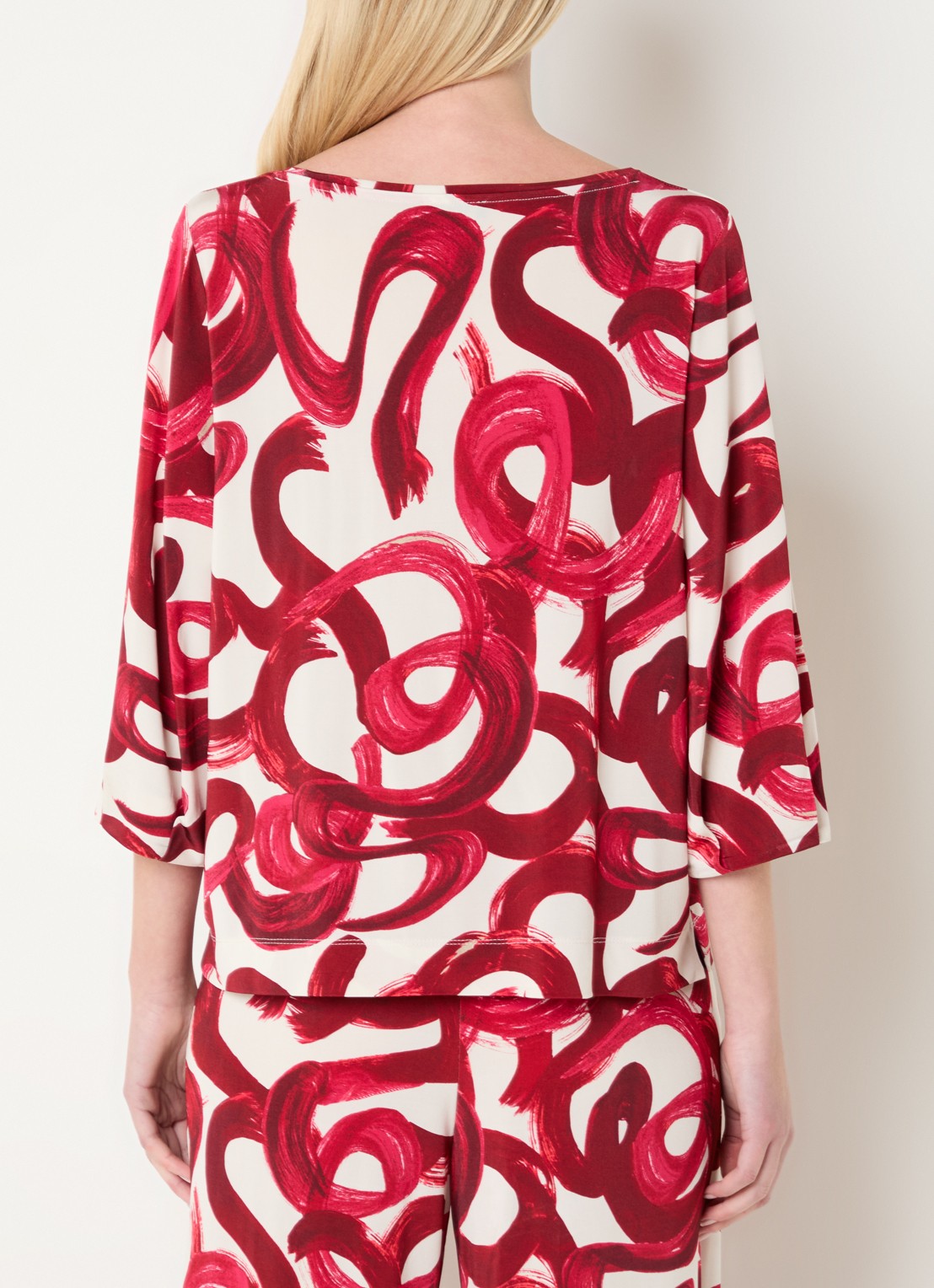 Claudia Sträter Top met boothals en print - achterkant 3 cranberryrood