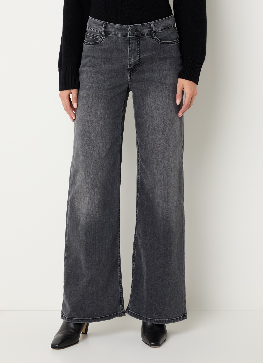Claudia Sträter Wies mid waist flared jeans met gekleurde wassing - detail 4 donkergrijs