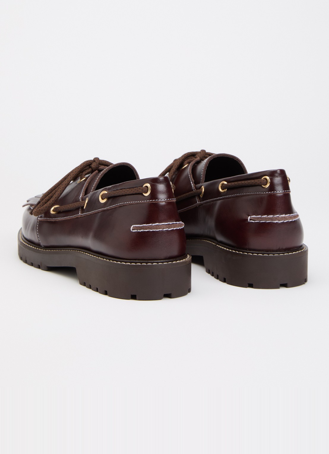Claudie Pierlot Audrey bootschoen van leer met franjes - achterkant 5 chocoladebruin
