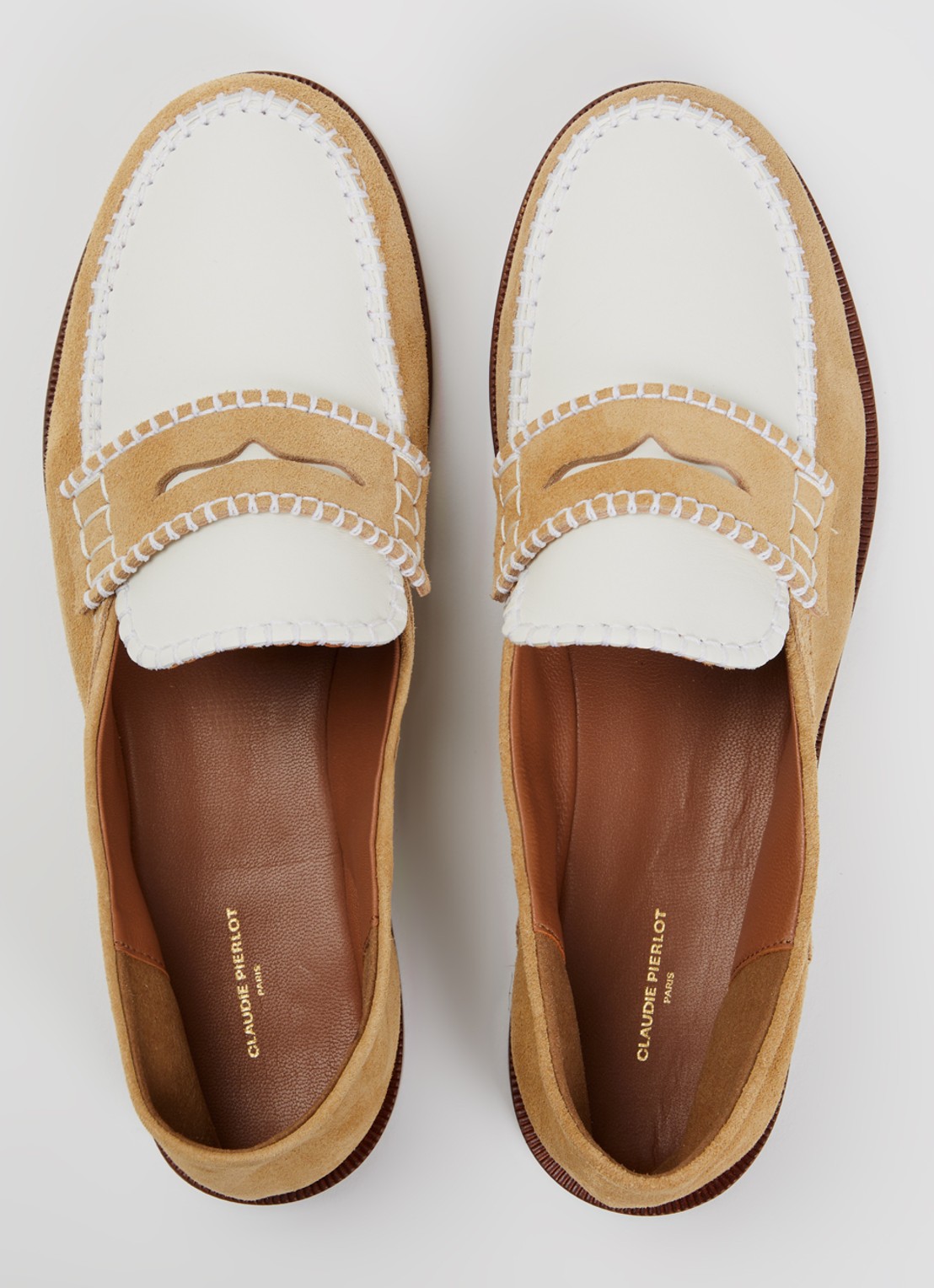 Claudie Pierlot Audy loafer van kalfssuède - detail 2 beige