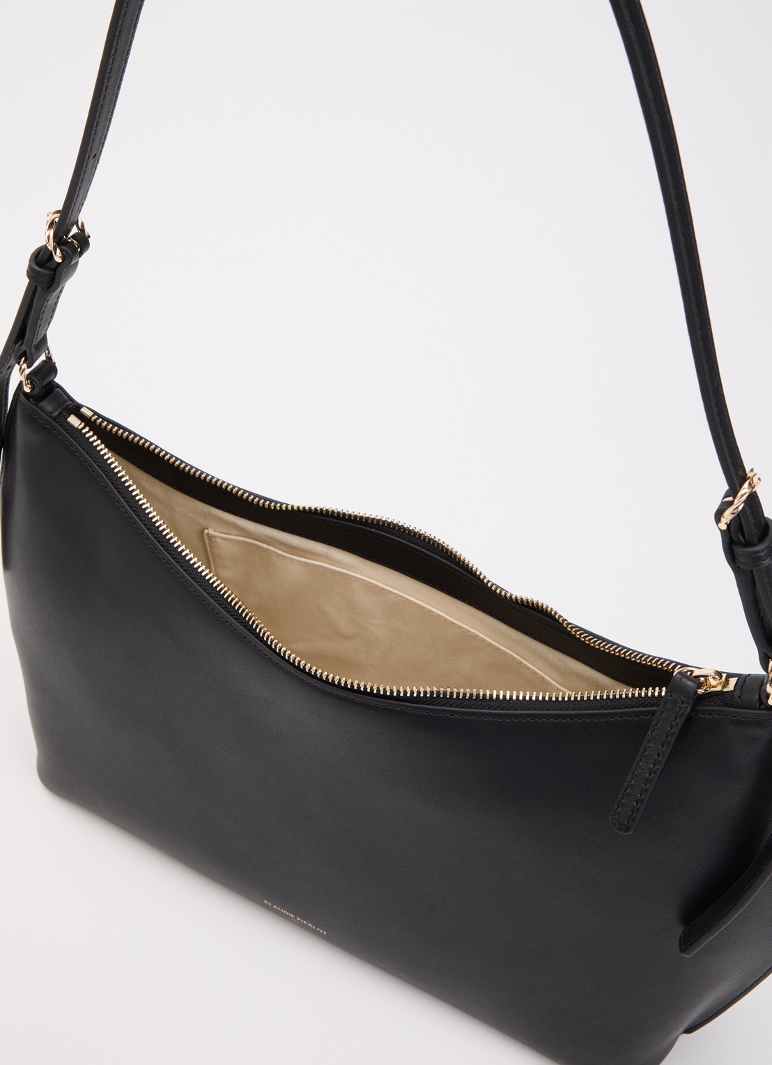 Claudie Pierlot Azur schoudertas van kalfsleer met verstelbare schouderriem - detail 3 zwart