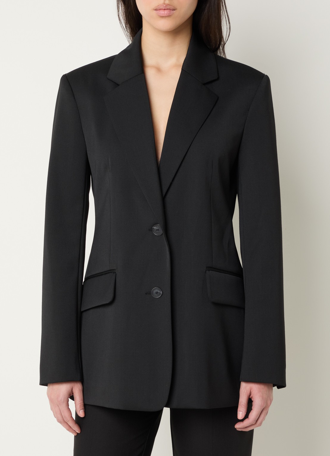 Claudie Pierlot Blazer in scheerwolblend met klepzakken - detail 4 zwart