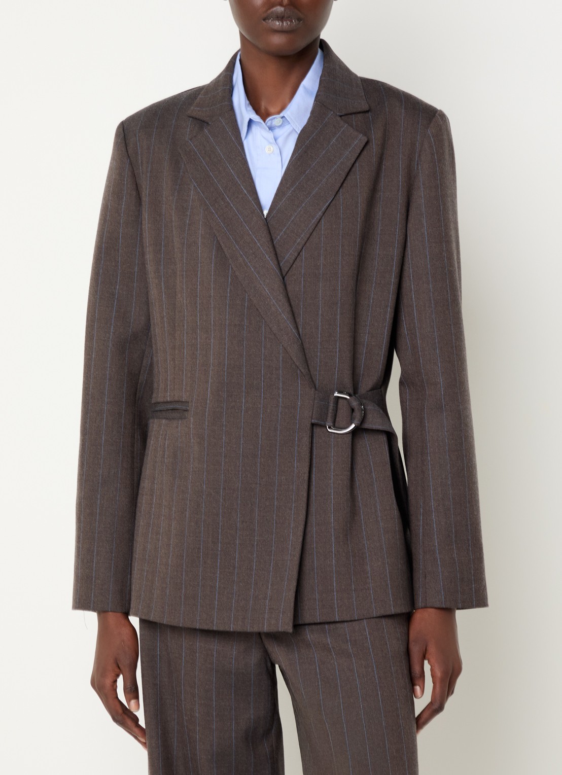 Claudie Pierlot Blazer in wolblend met paspelzakken - detail 2 chocoladebruin