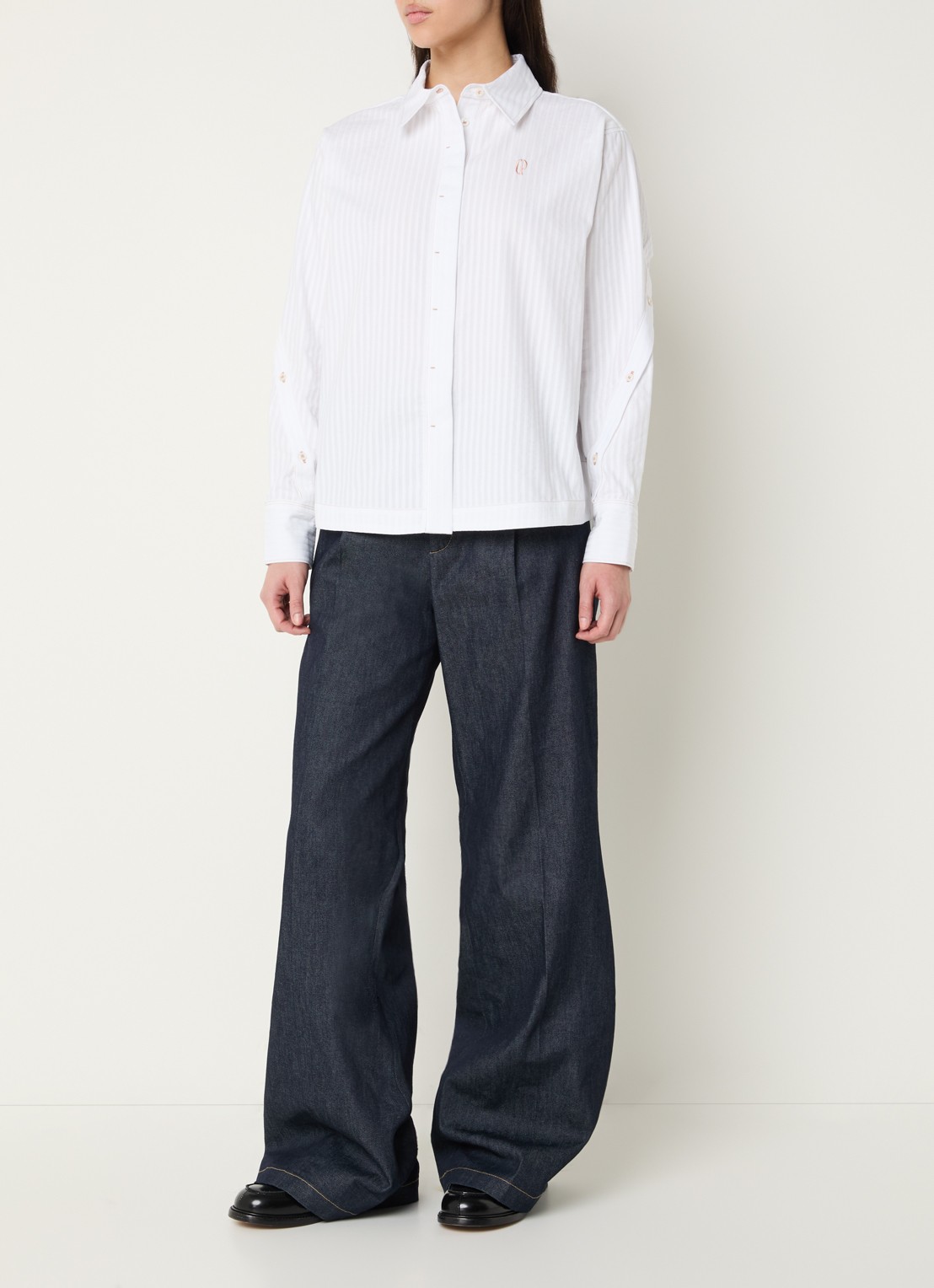 Claudie Pierlot Blouse met logoborduring - voorkant 3 wit