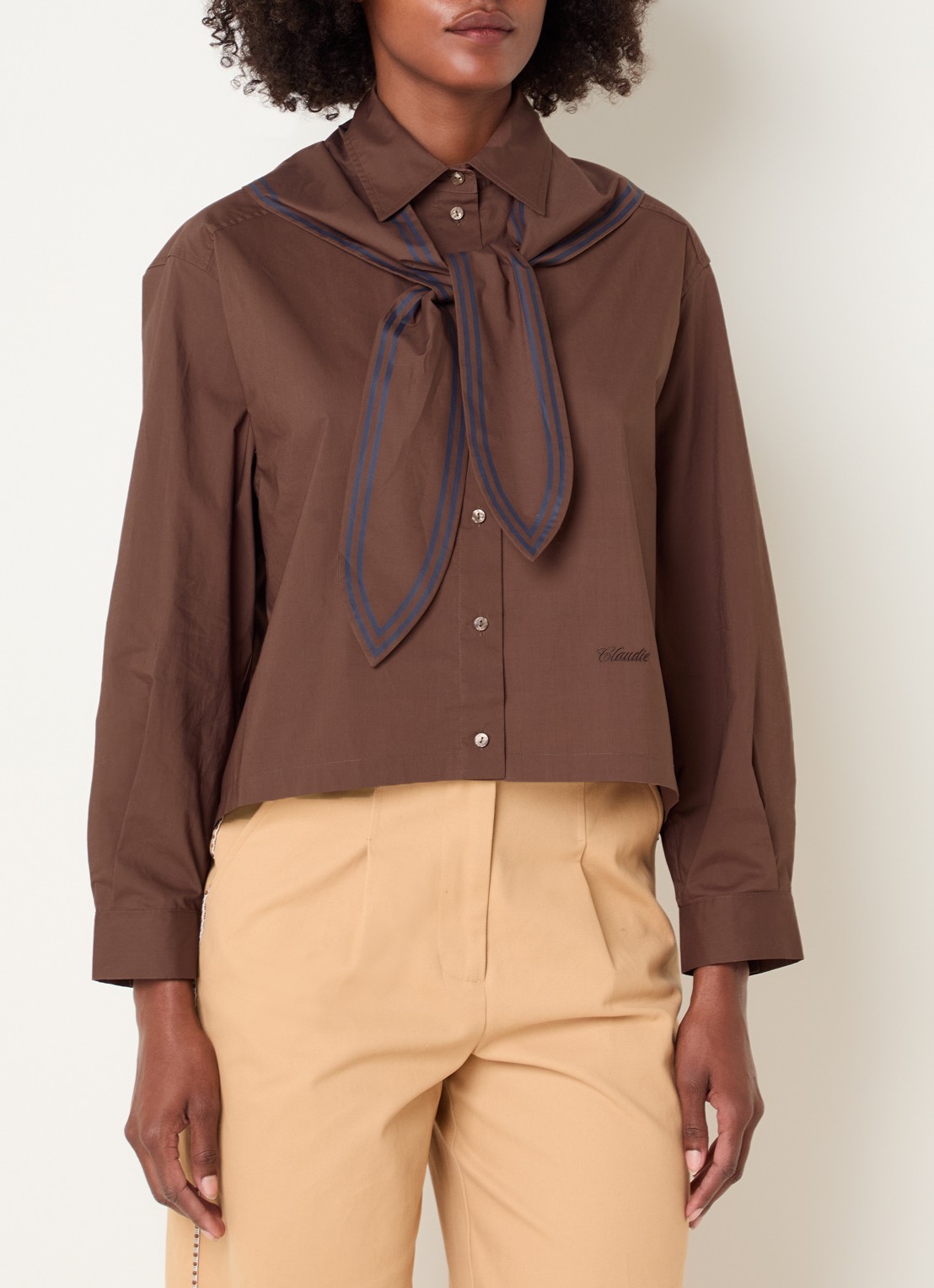 Claudie Pierlot Blouse met sjaalkraag - detail bruin