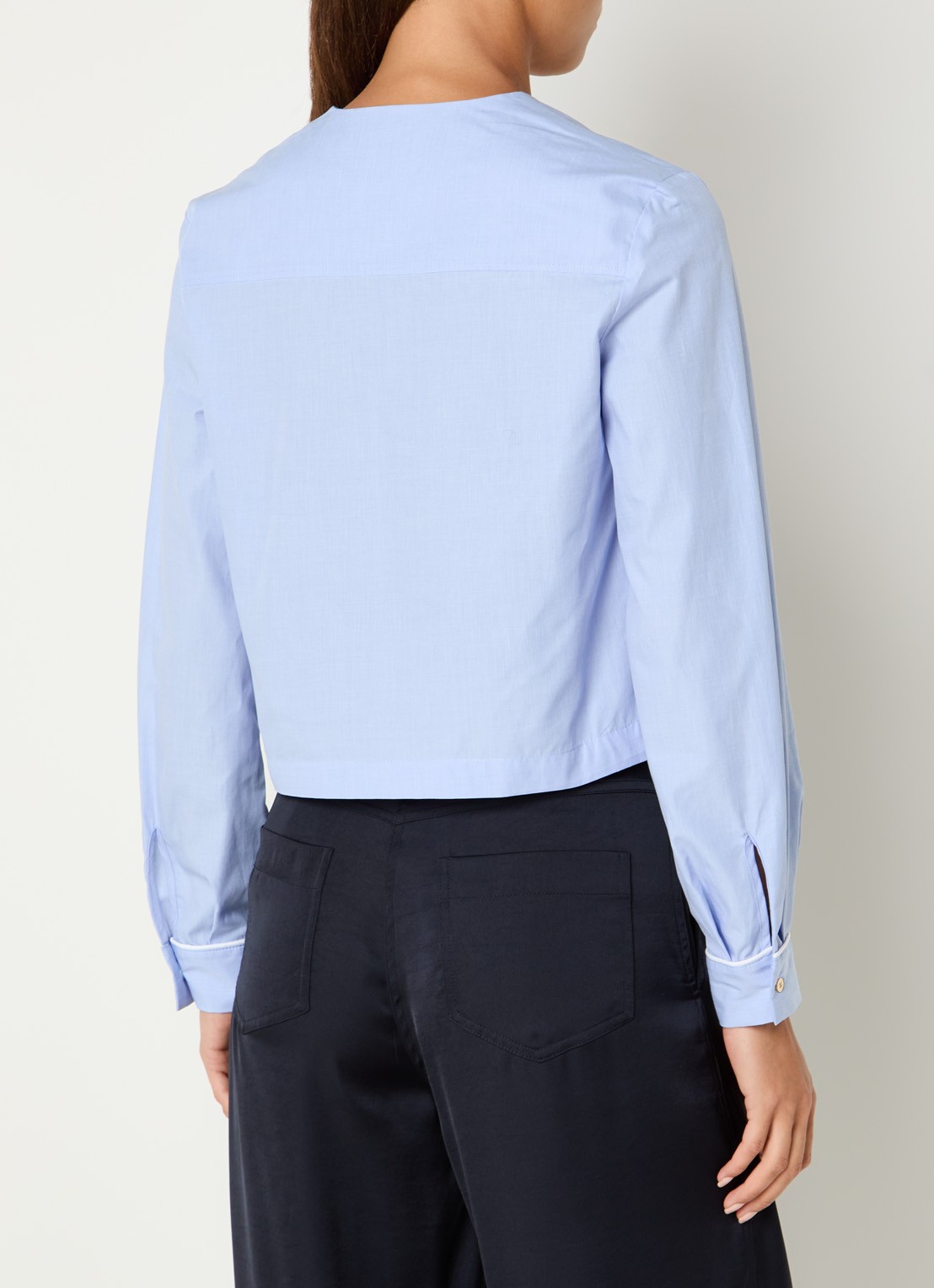 Claudie Pierlot Cassandre blouse met V-hals - achterkant 4 blauwgrijs