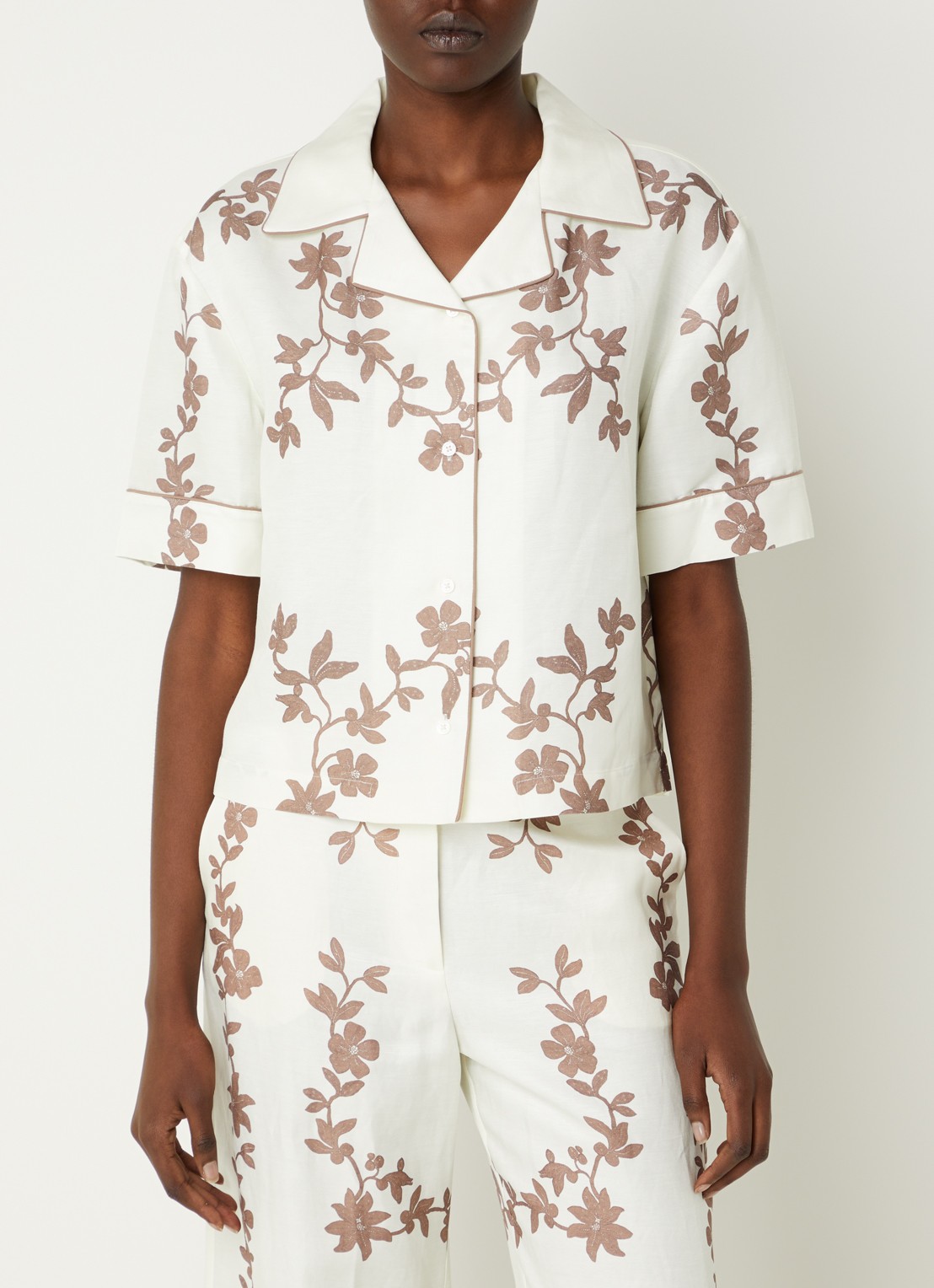 Claudie Pierlot Caulafleur blouse in linnenblend met bloemenprint - detail 2 gebroken wit