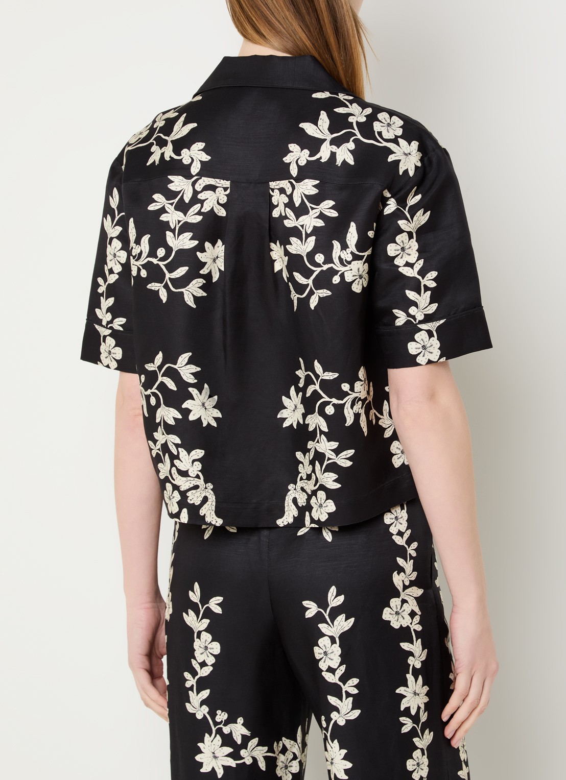 Claudie Pierlot Caulafleur blouse in linnenblend met bloemenprint - achterkant zwart