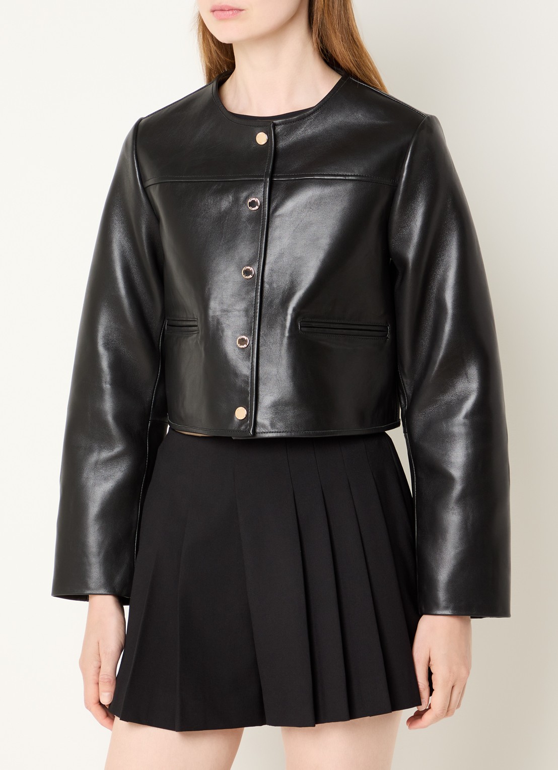 Claudie Pierlot Cropped jack van lamsleer met paspelzakken - detail 4 zwart