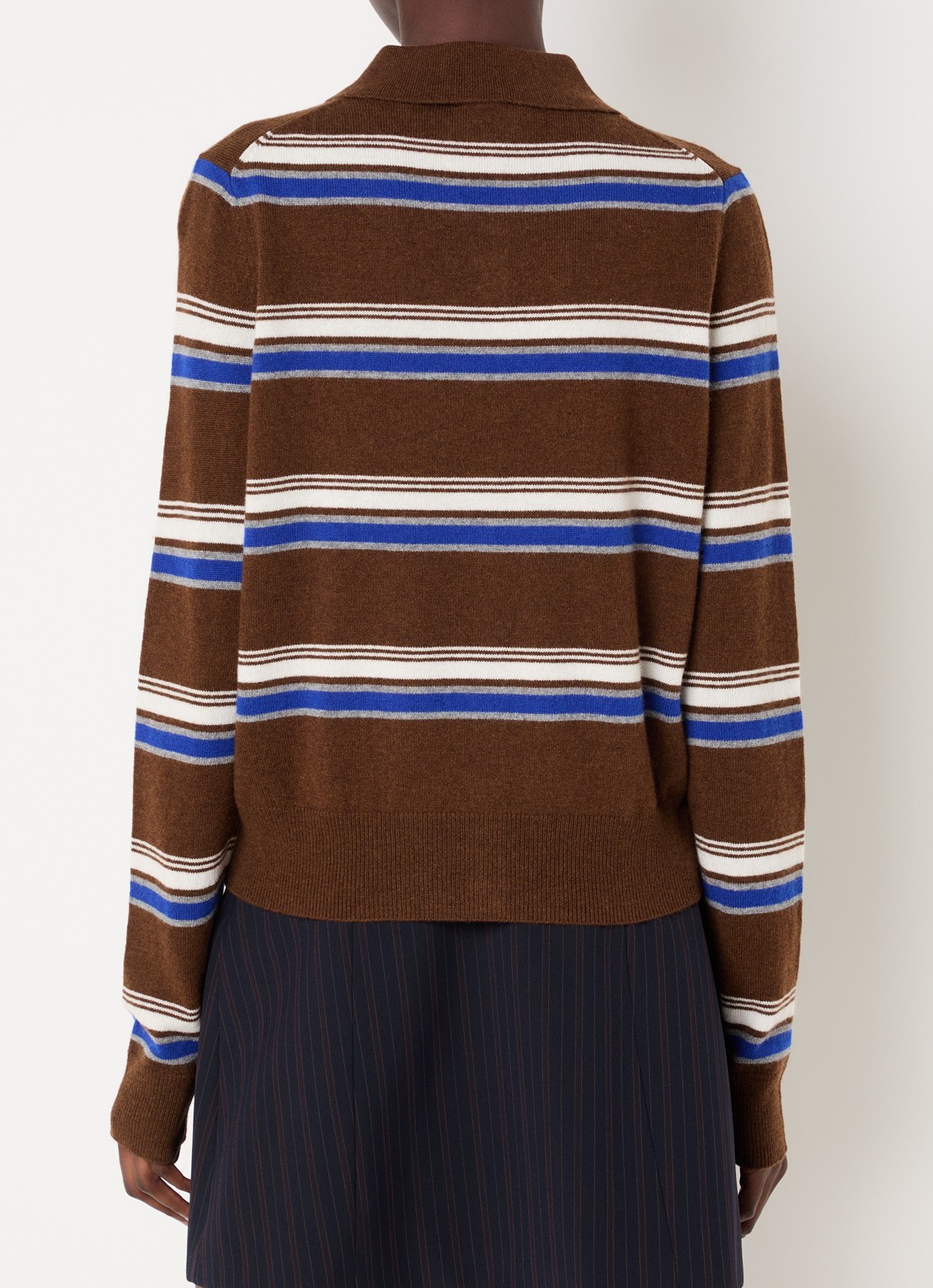 Claudie Pierlot Fijngebreid vest in kasjmierblend met streepprint - achterkant 2 hazelnootbruin