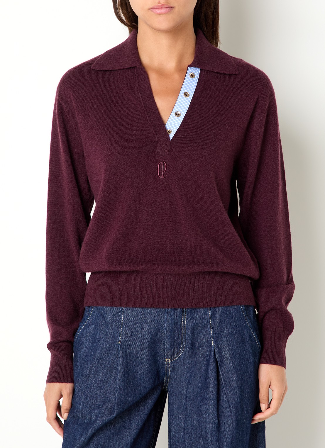 Claudie Pierlot Fijngebreide trui in kasjmierblend met logoborduring - detail 4 aubergine