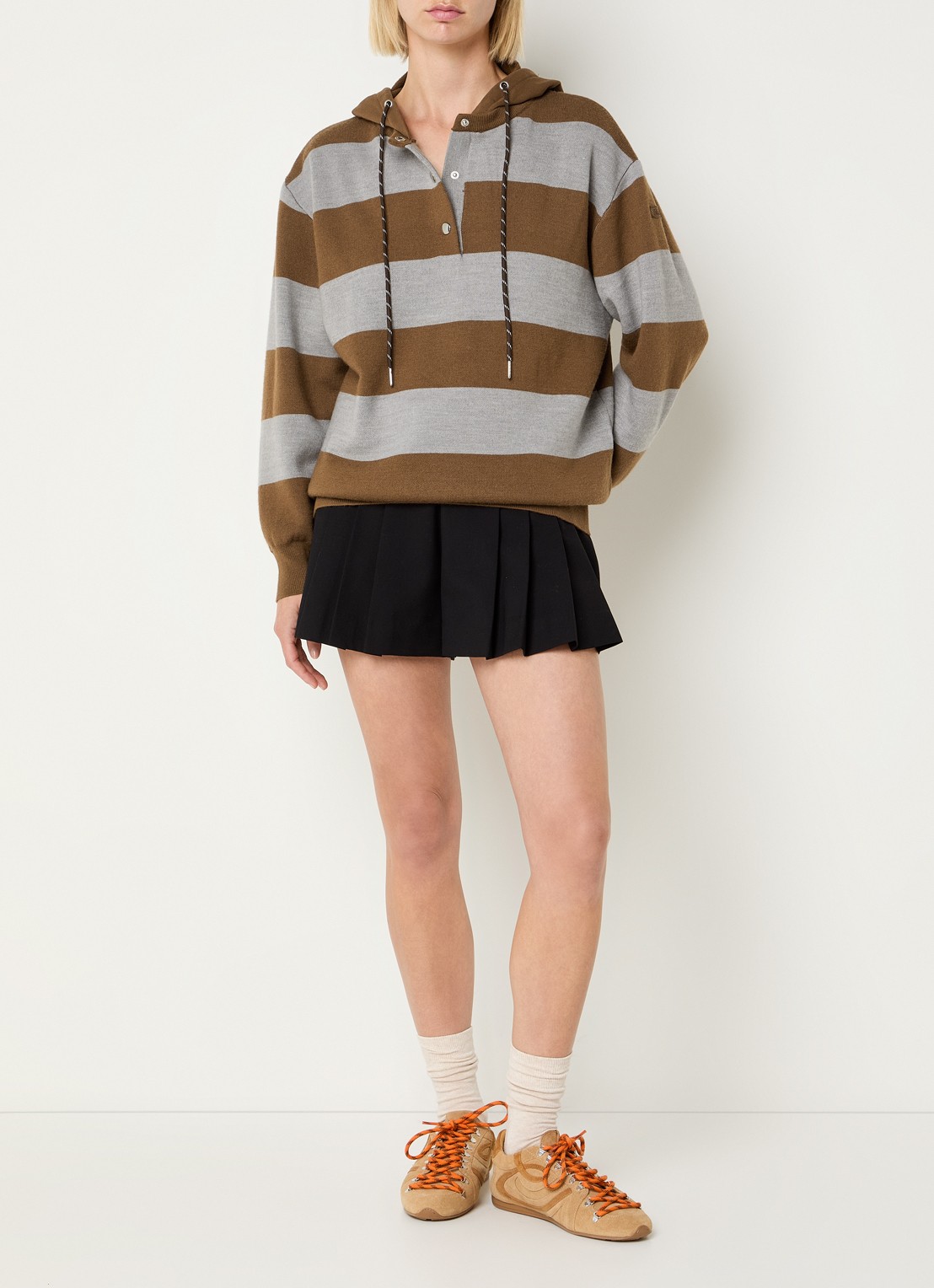 Claudie Pierlot Fijngebreide trui in wolblend met capuchon en streepprint - voorkant 2 bruin