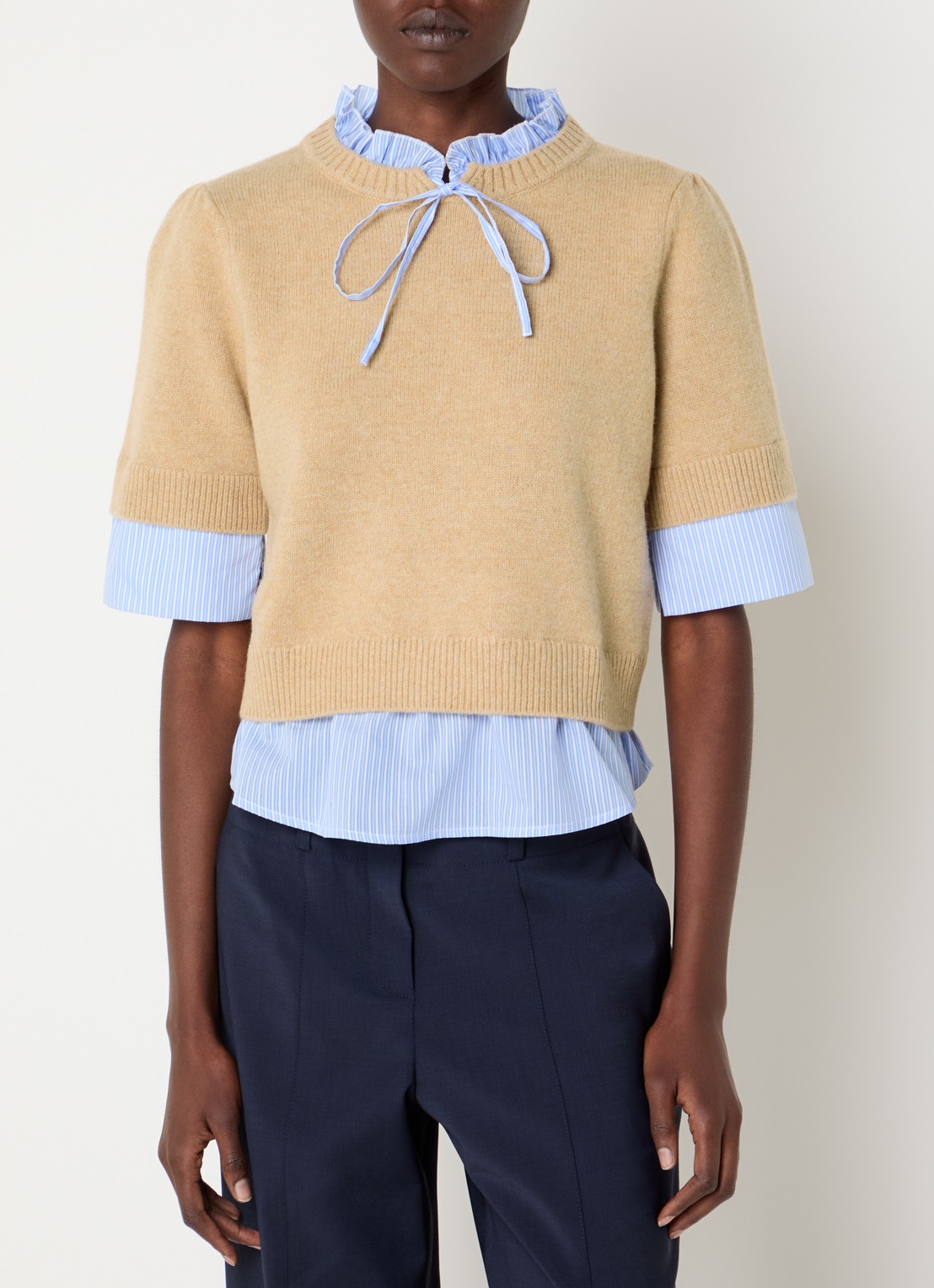 Claudie Pierlot Fijngebreide trui van wol met blouse-inzet - detail 3 beige