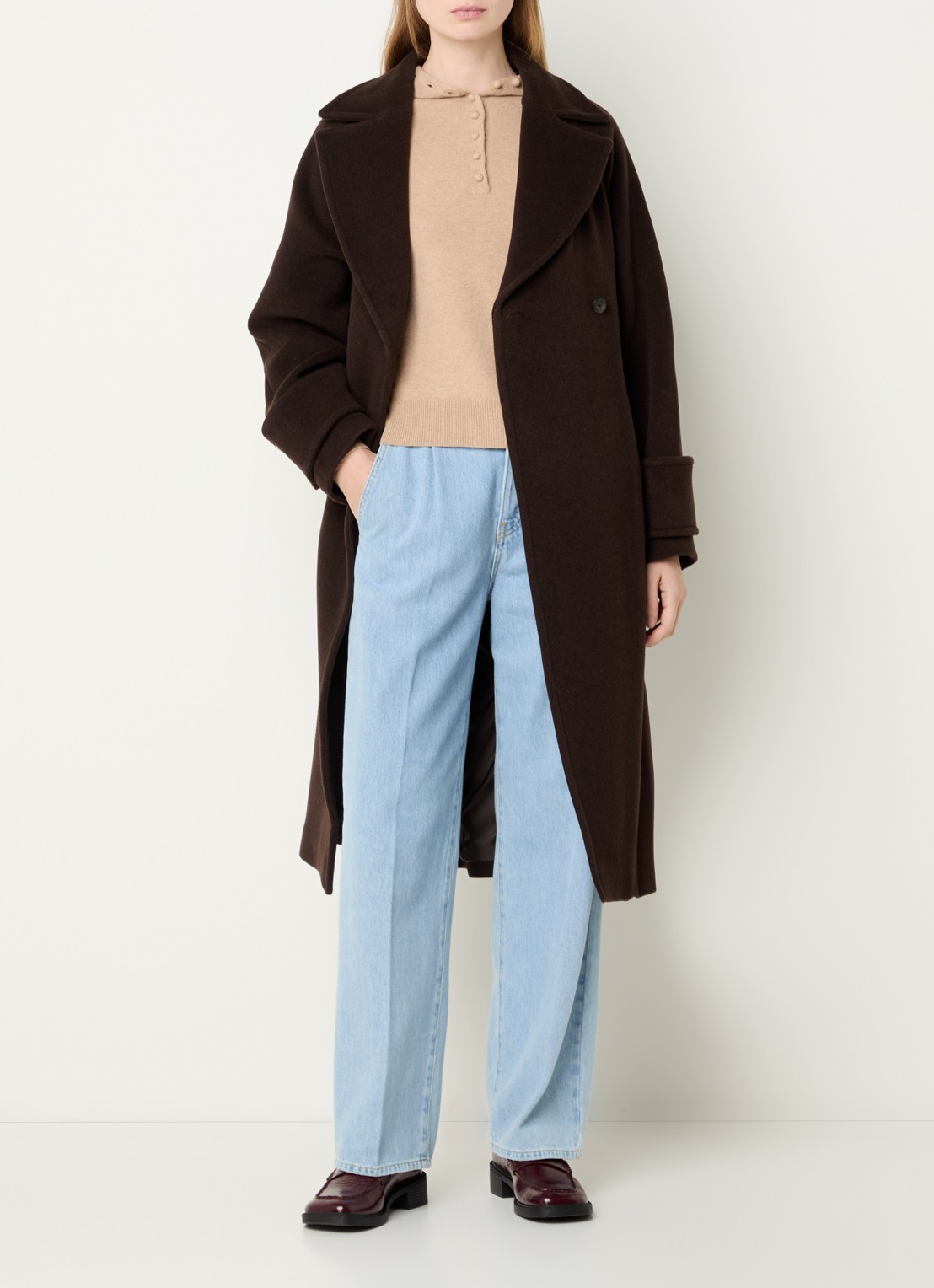 Claudie Pierlot Gama mantel in wolblend met strikceintuur - voorkant 4 donkerbruin