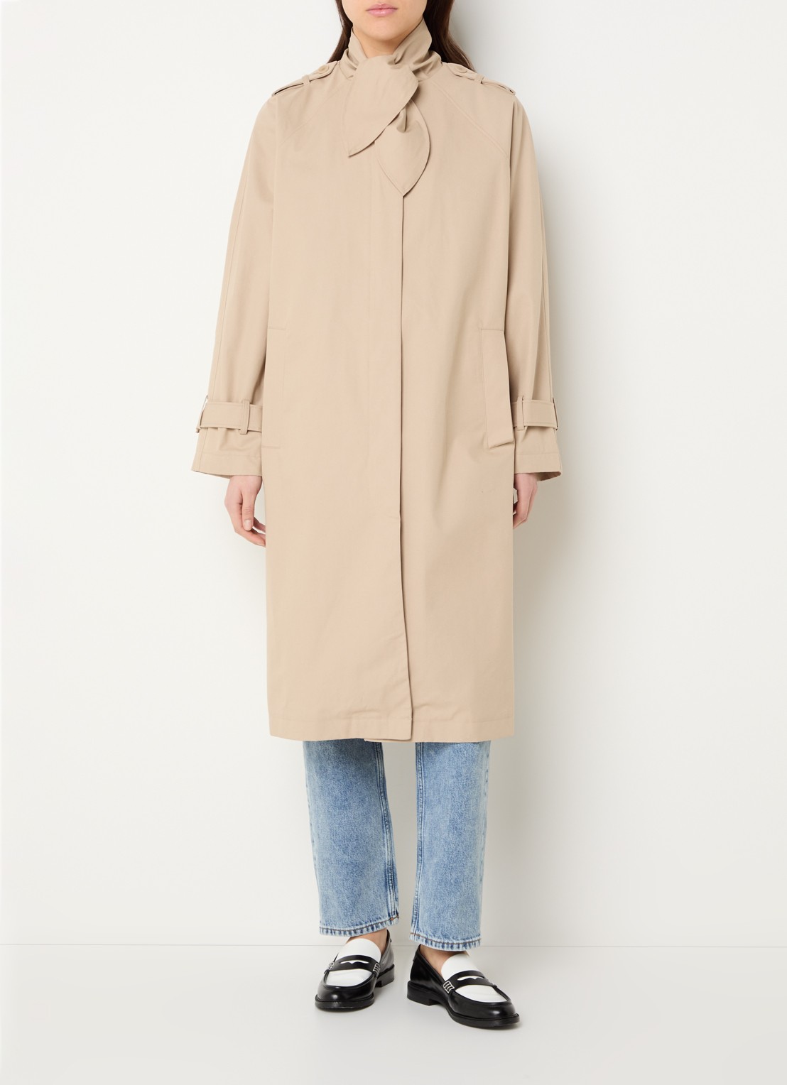 Claudie Pierlot Gisele trenchcoat met steekzakken - detail 4 beige