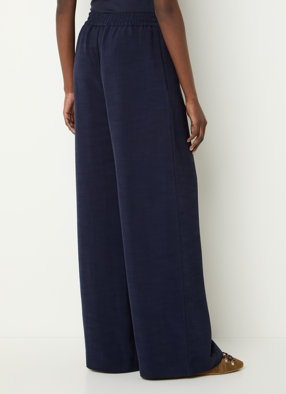 Claudie Pierlot High waist loose fit broek met elastische band - achterkant donkerblauw