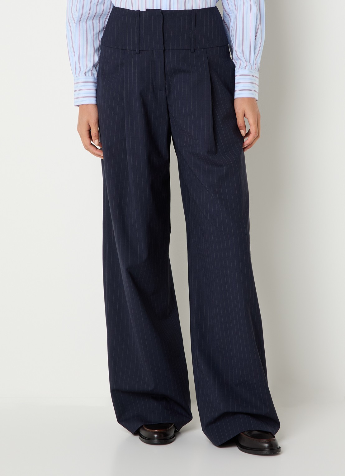 Claudie Pierlot High waist loose fit pantalon in wolblend met krijtstreep - detail 2 donkerblauw