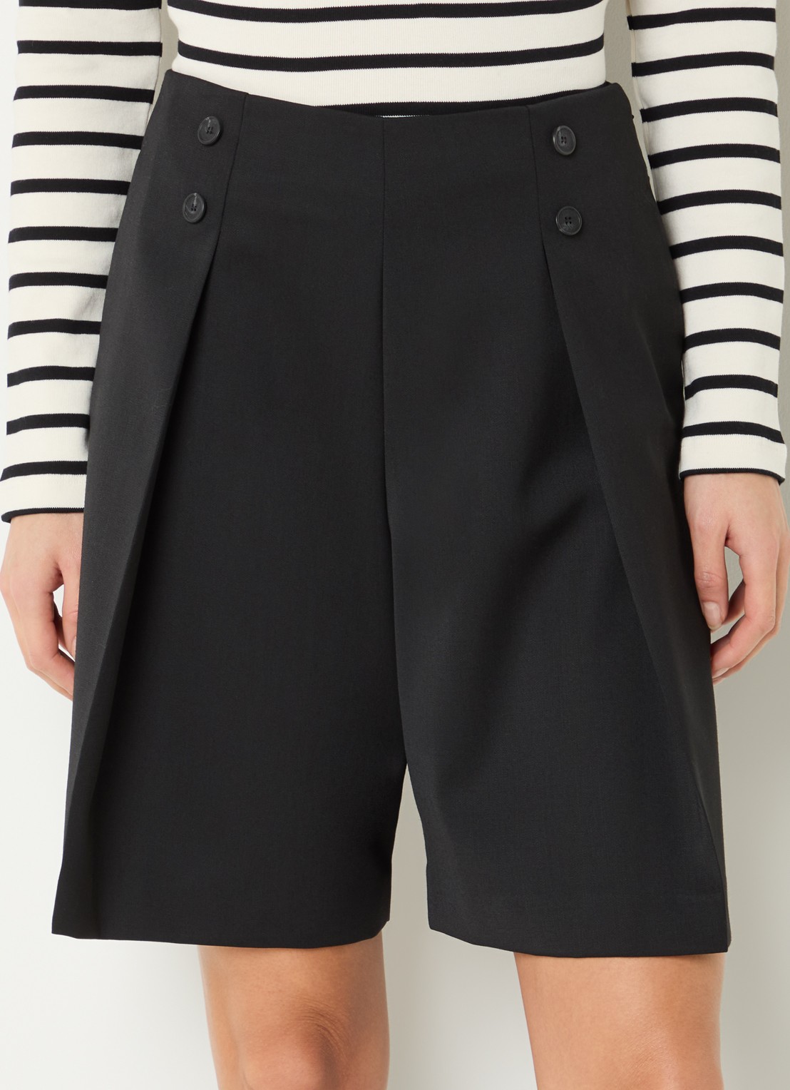 Claudie Pierlot High waist straight fit korte broek in wolblend met steekzakken - detail 3 zwart