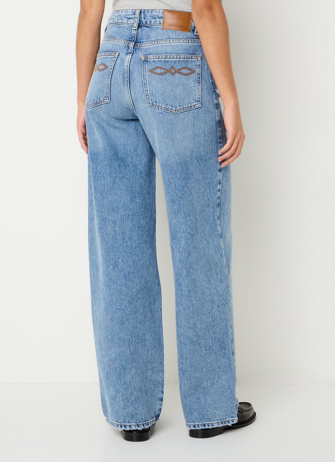 Claudie Pierlot High waist straight leg jeans met lichte wassing - achterkant 3 indigo