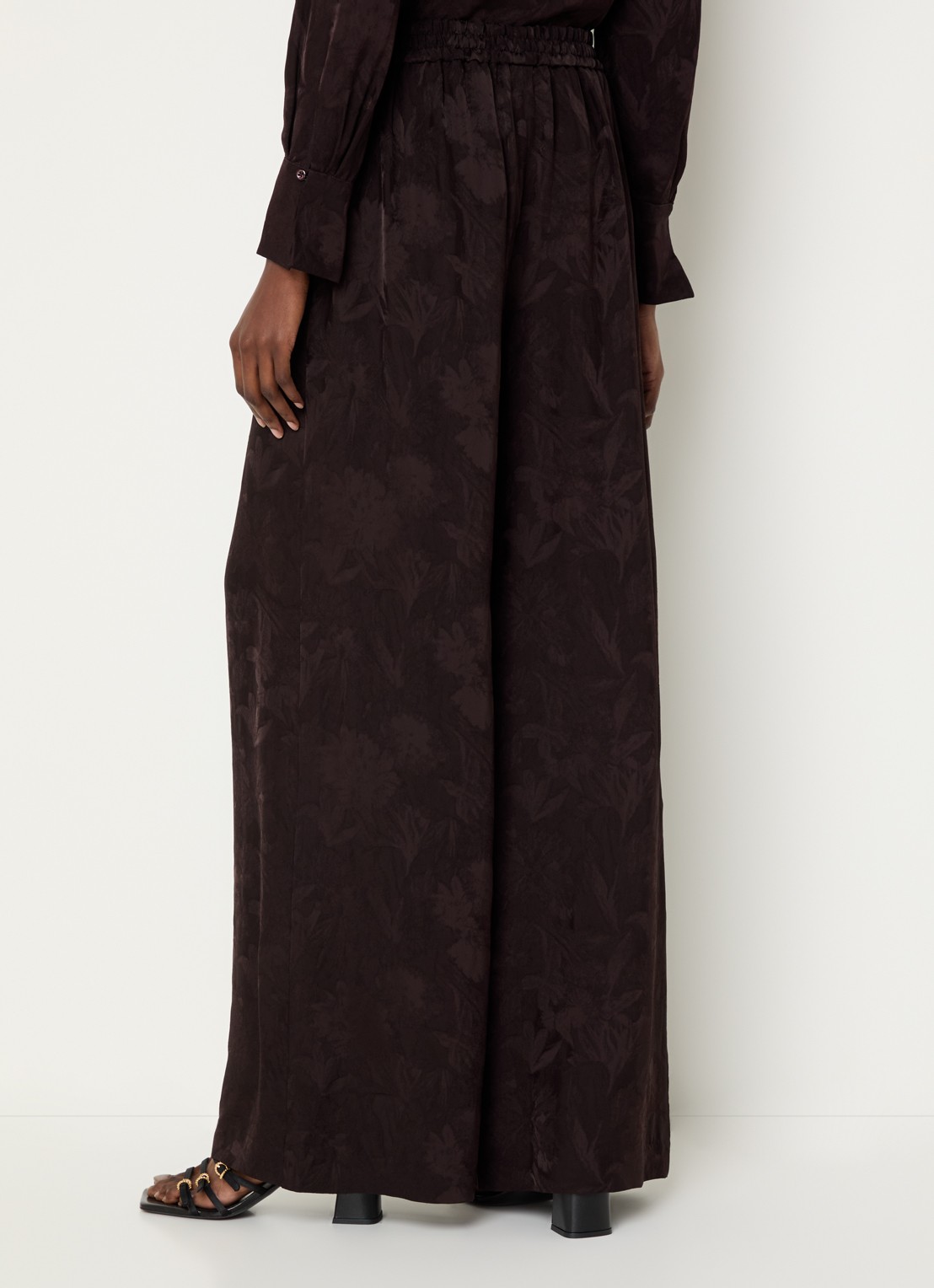 Claudie Pierlot High waist wide fit broek met print - achterkant 2 donkerbruin