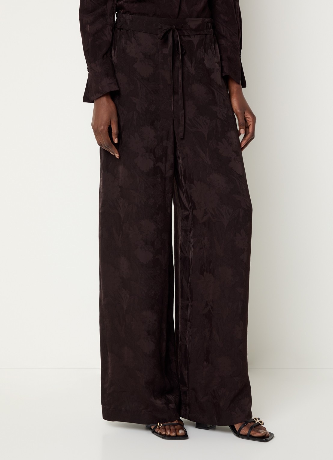 Claudie Pierlot High waist wide fit broek met print - detail donkerbruin