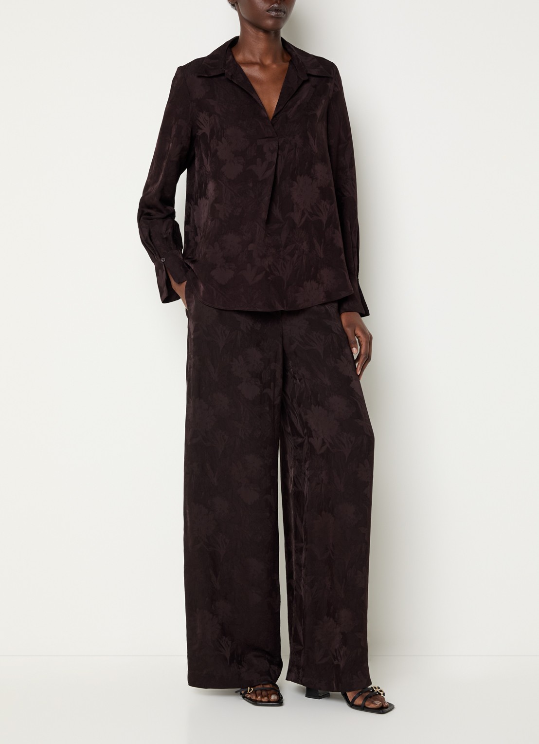 Claudie Pierlot High waist wide fit broek met print - voorkant 4 donkerbruin