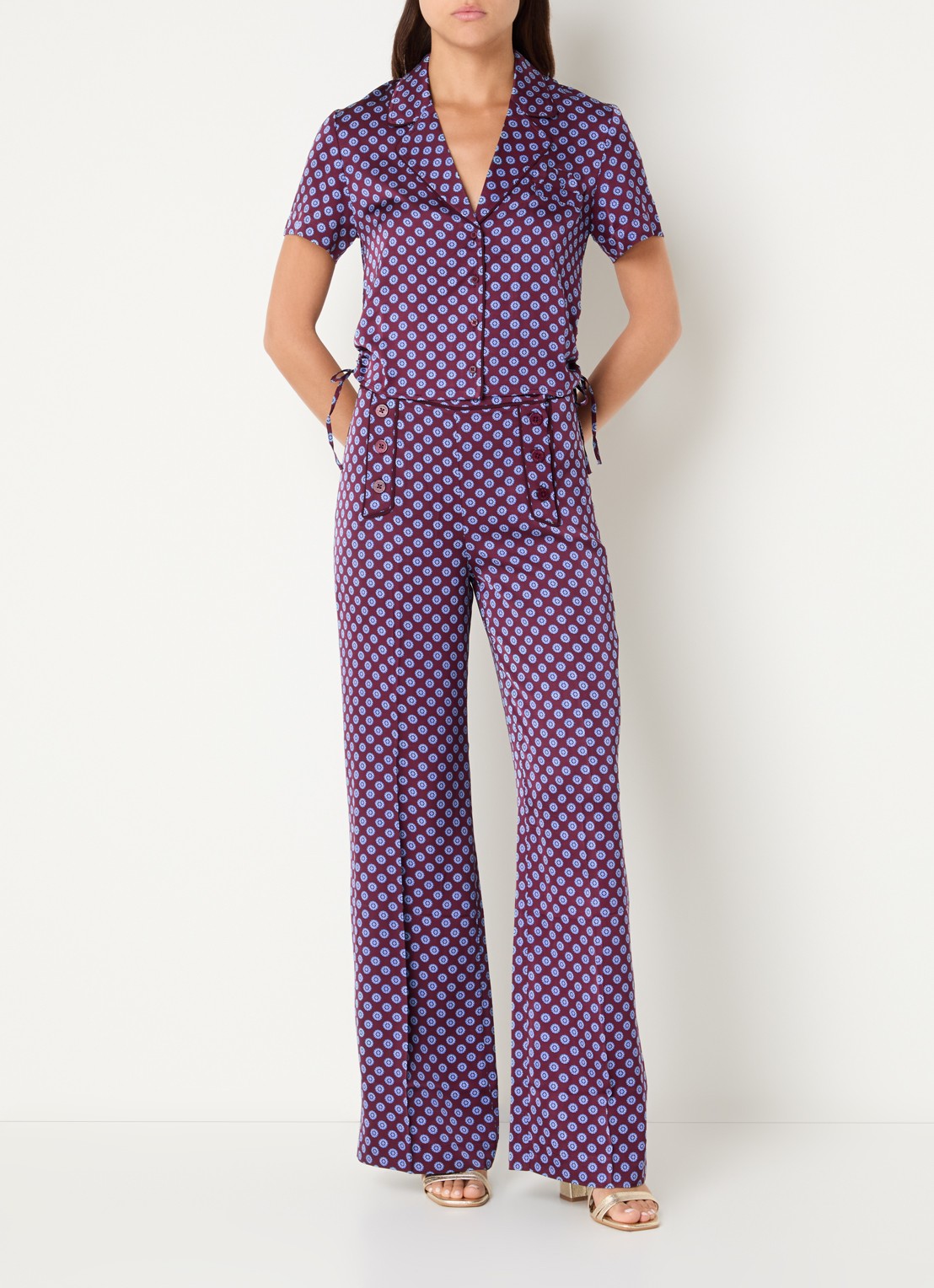 Claudie Pierlot High waist wide fit pantalon met grafische print - voorkant 2 bordeauxrood