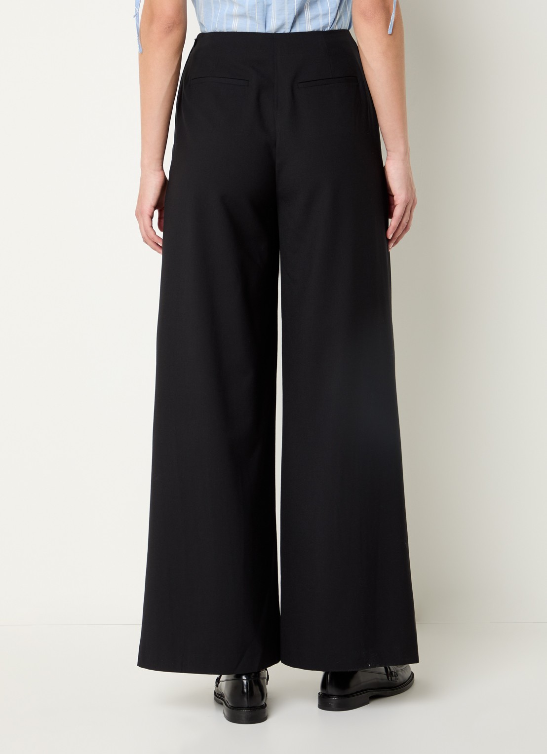 Claudie Pierlot High waist wide fit pantalon met plooien - achterkant 4 zwart