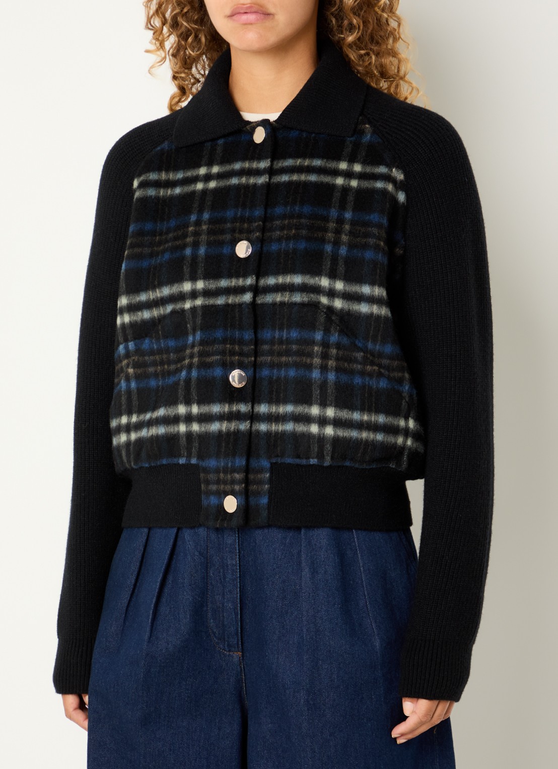 Claudie Pierlot Jack in alpaca wolblend met ruitdessin - detail zwart