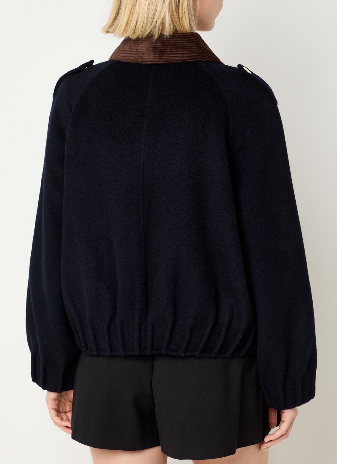 Claudie Pierlot Jack in wolblend met steekzakken - achterkant 2 donkerblauw