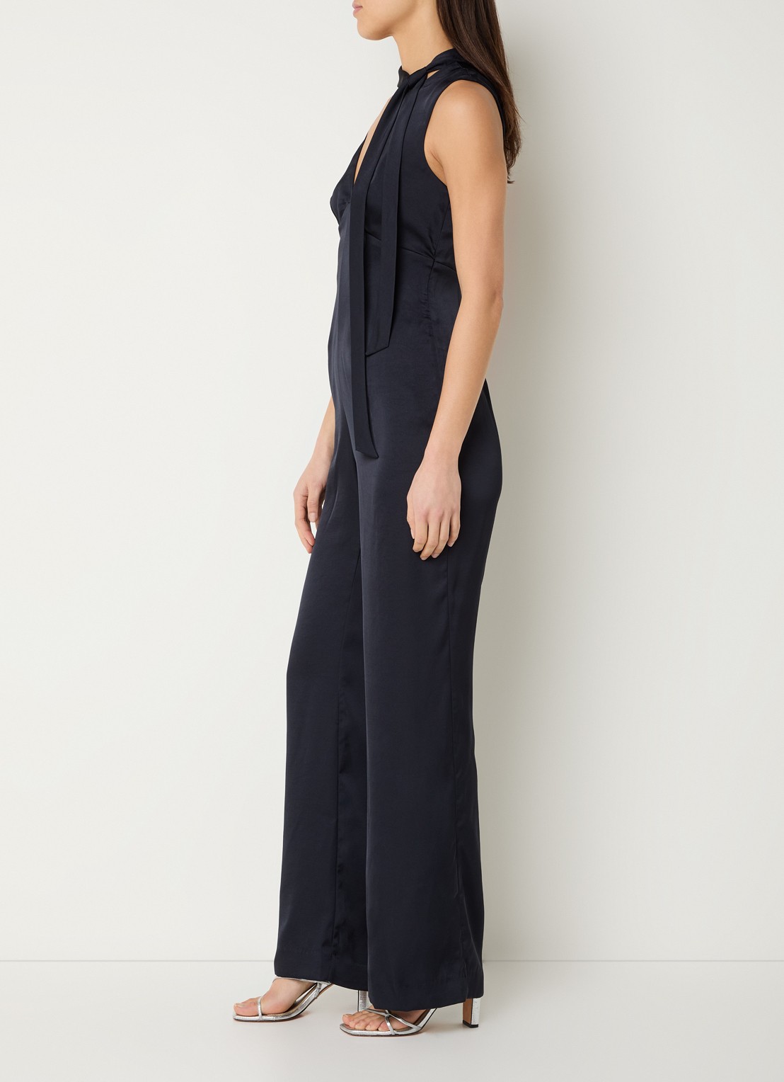 Claudie Pierlot Jade loose fit jumpsuit met strikkraag - voorkant 4 donkerblauw