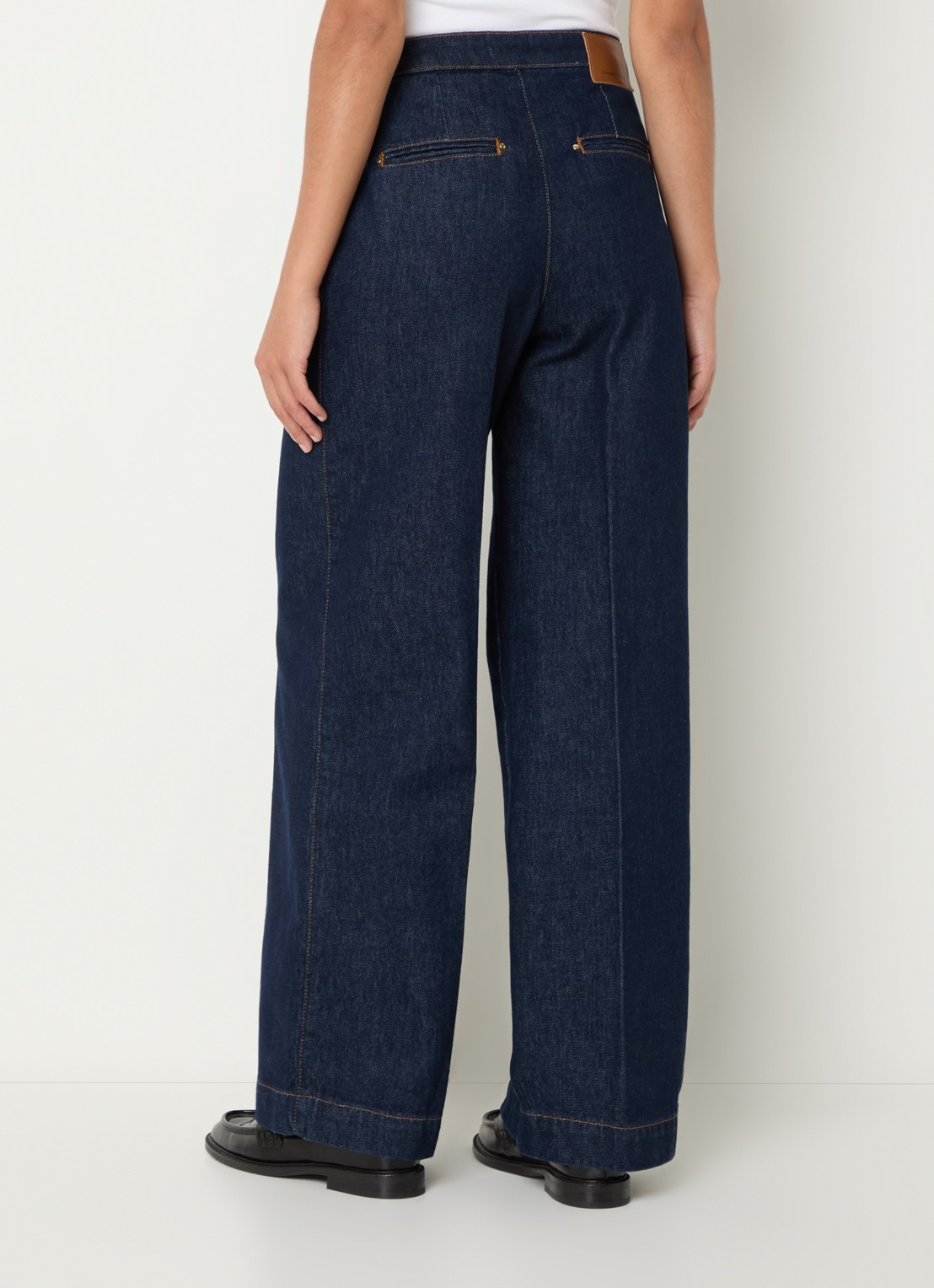 Claudie Pierlot Jeanpascal high waist straight leg jeans met donkere wassing - achterkant indigo